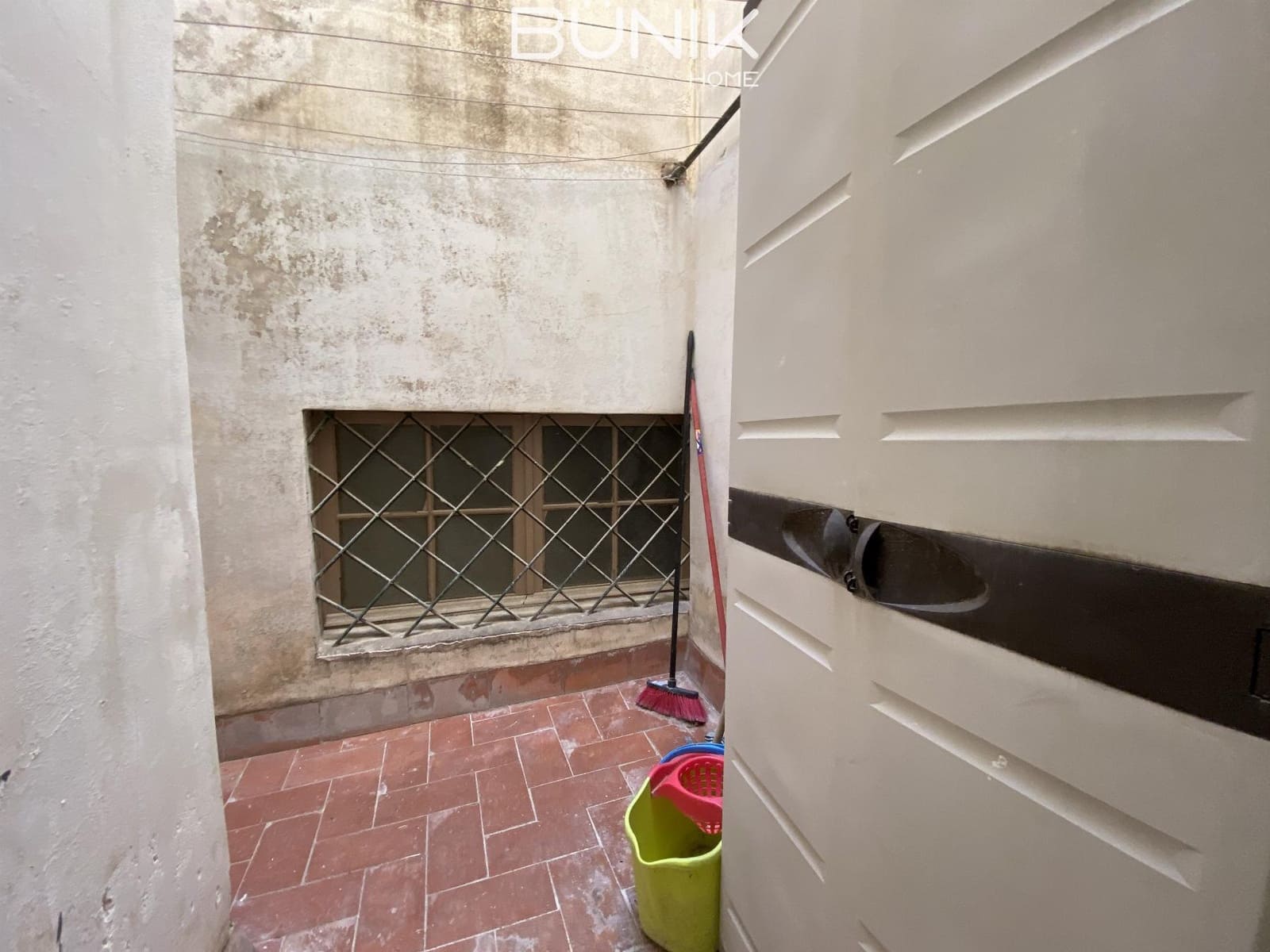 Piso de 2 habitaciones en Barcelona ciudad en venta - 290.000 € (Ref: 9850596)