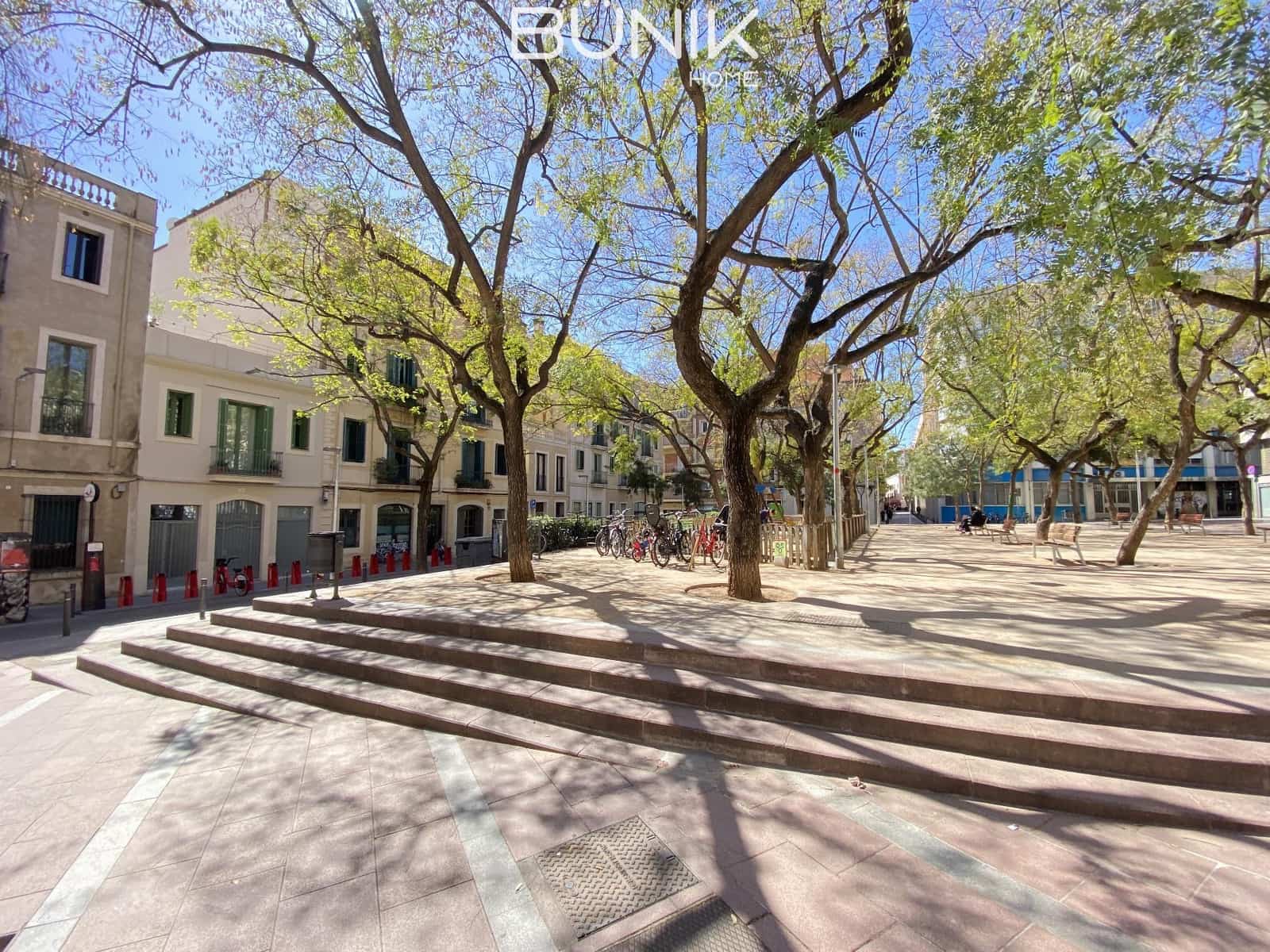 Piso de 2 habitaciones en Barcelona ciudad en venta - 290.000 € (Ref: 9850596)