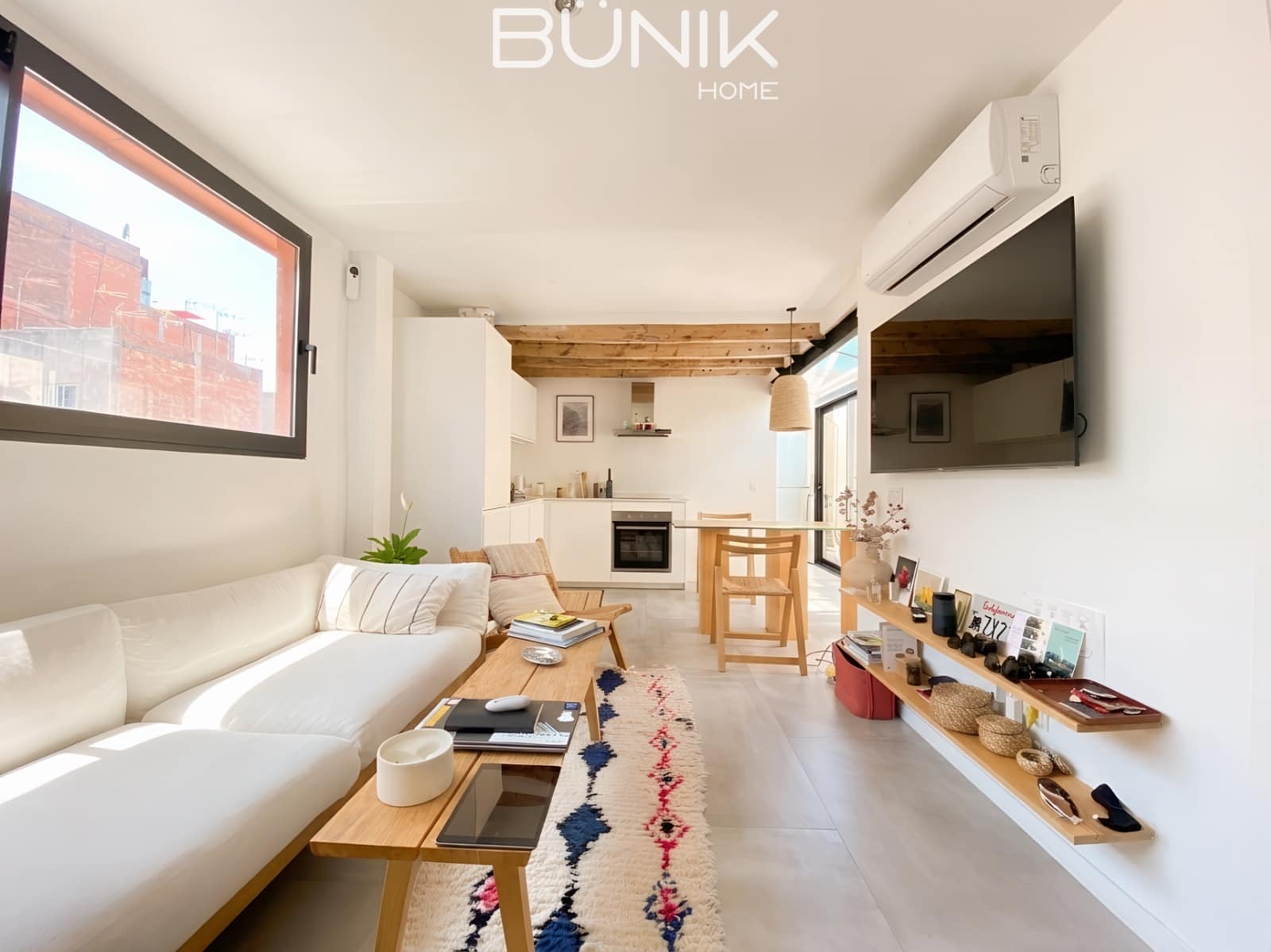 2 bedroom Penthouse for rent in Barcelona city - € 1,975 (Ref: 9855525)