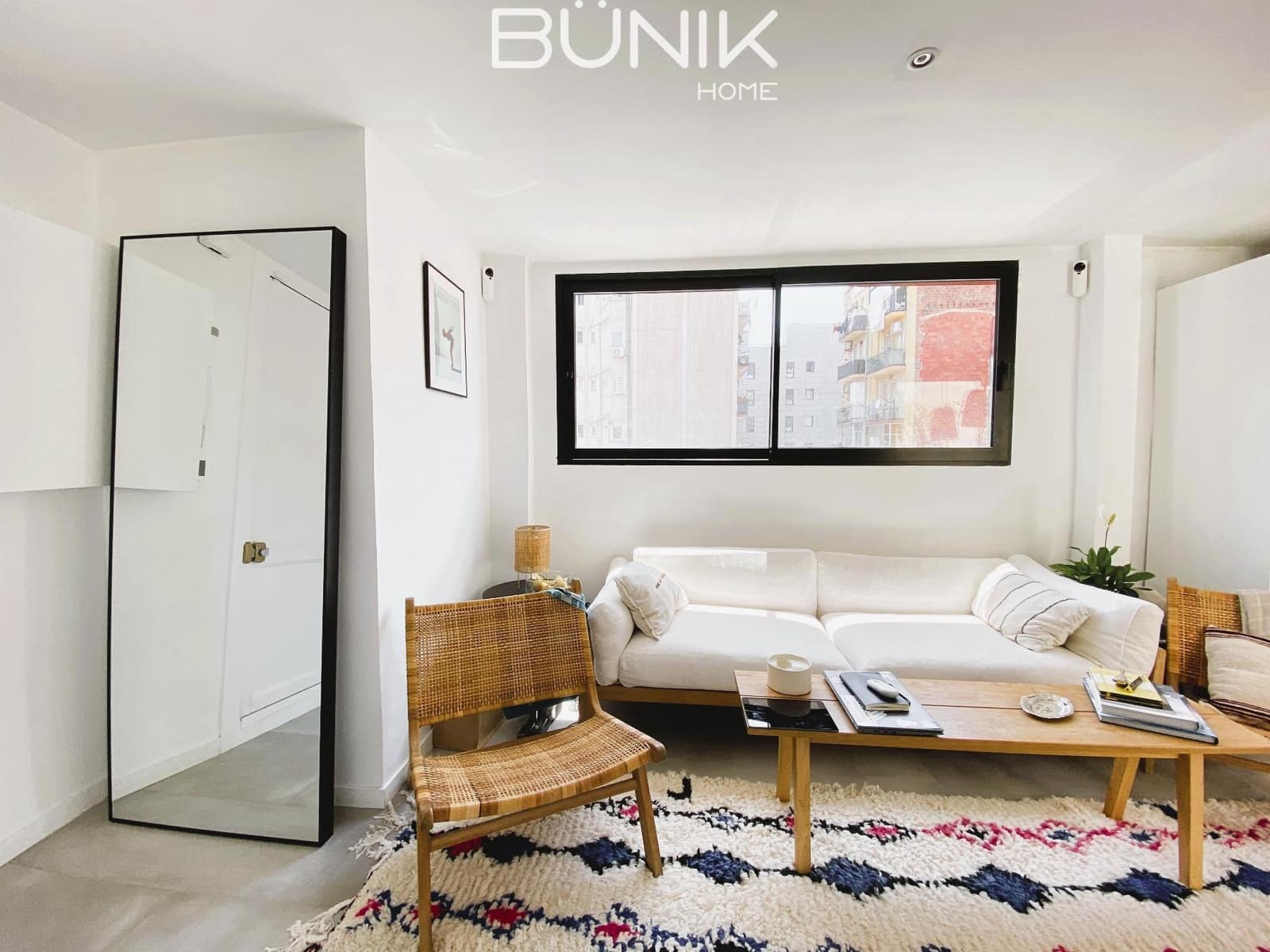 2 bedroom Penthouse for rent in Barcelona city - € 1,975 (Ref: 9855525)