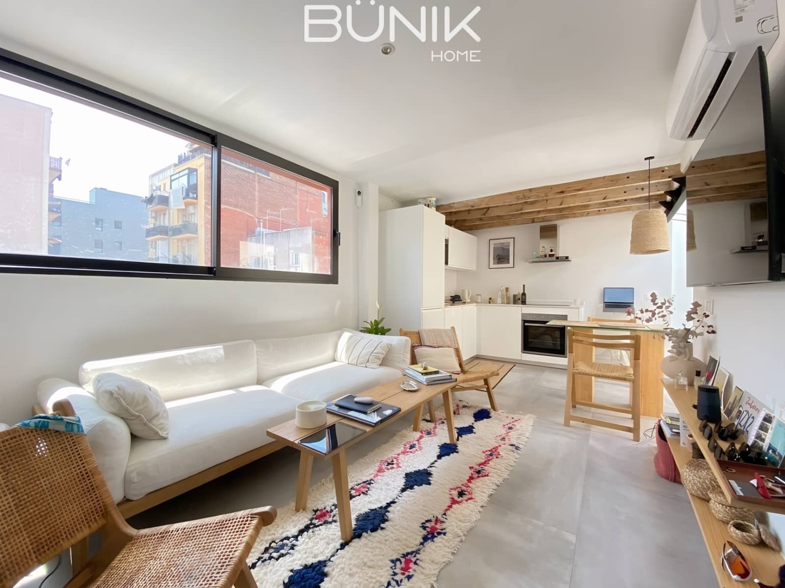 2 bedroom Penthouse for rent in Barcelona city - € 1,975 (Ref: 9855525)