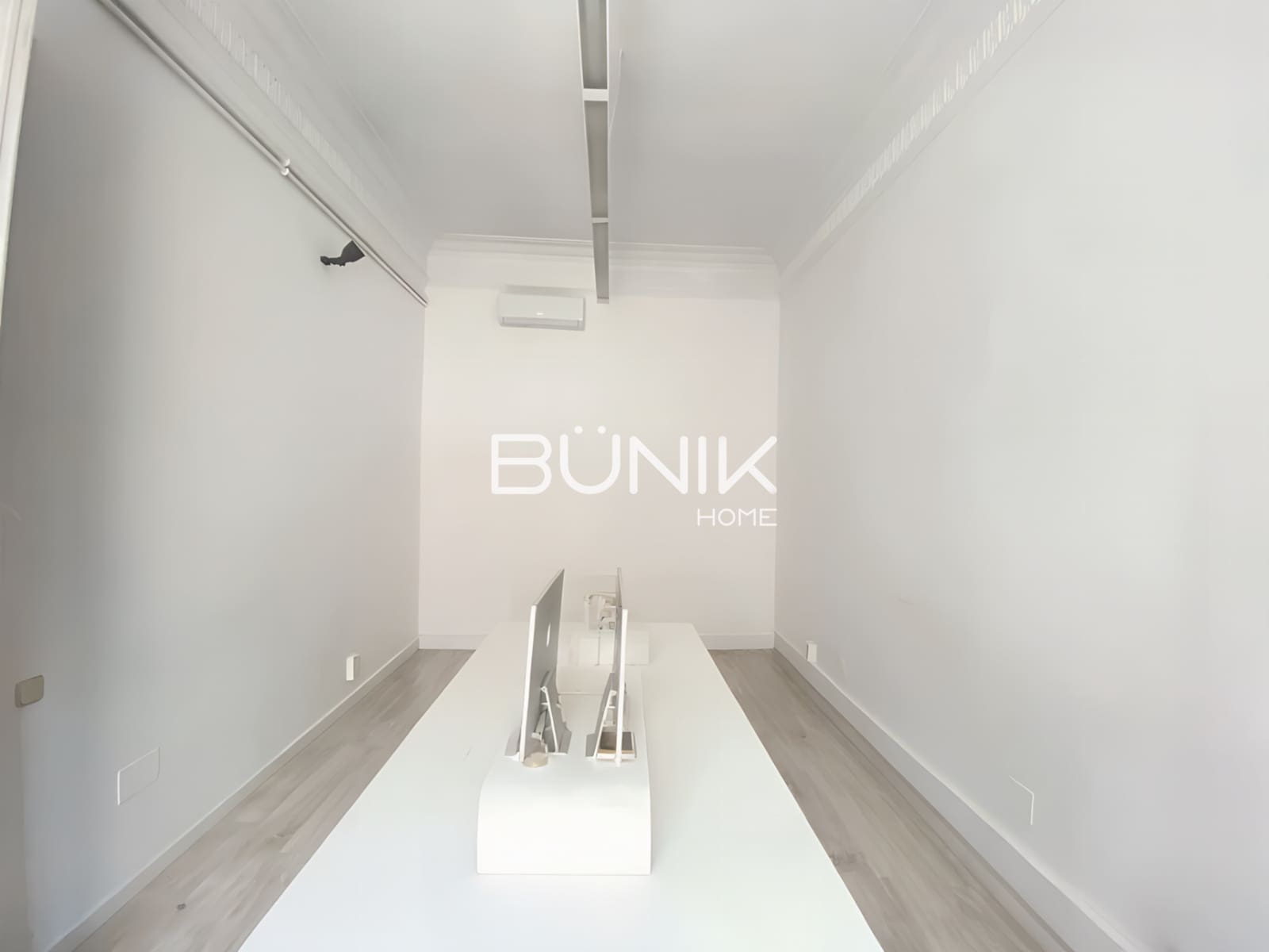 10 bedroom Office for rent in Barcelona city - € 4,500 (Ref: 9873541)