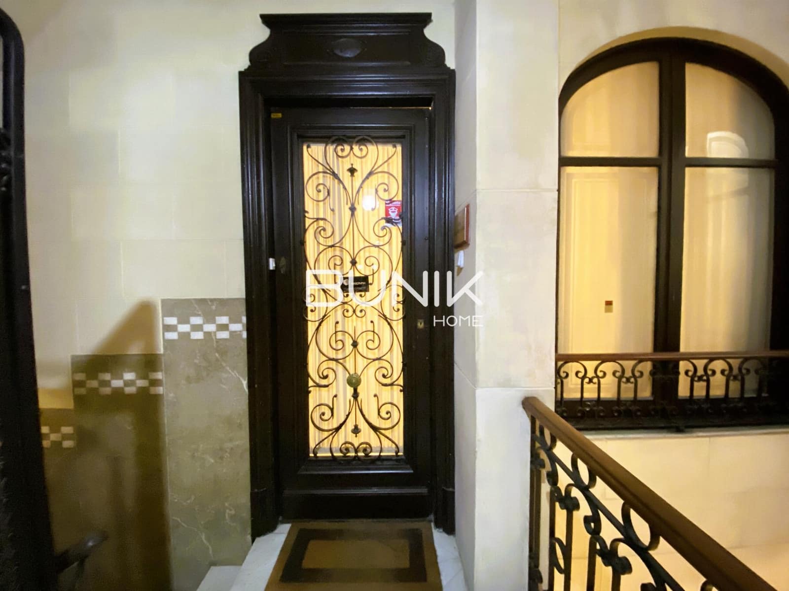 10 bedroom Office for rent in Barcelona city - € 4,500 (Ref: 9873541)