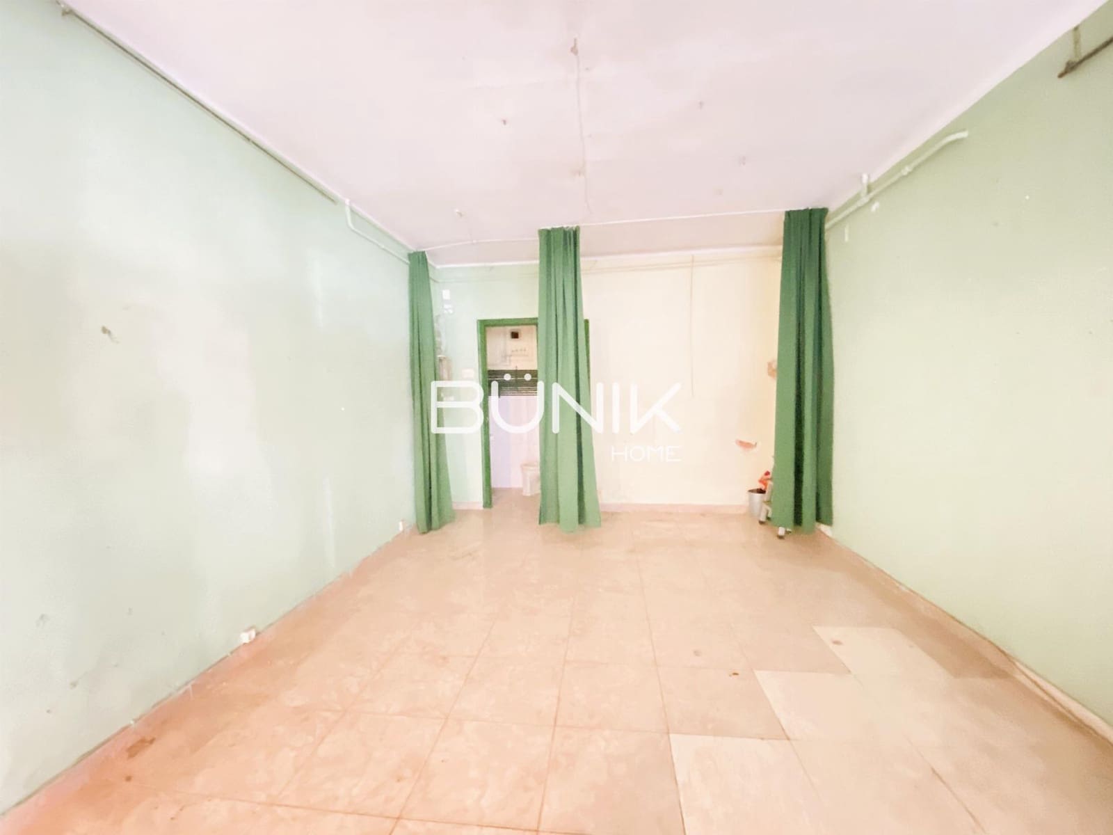 1 makuuhuone Kaupallinen vuokrattavana paikassa Barcelona kaupunki - 700 € (Ref: 9875399)