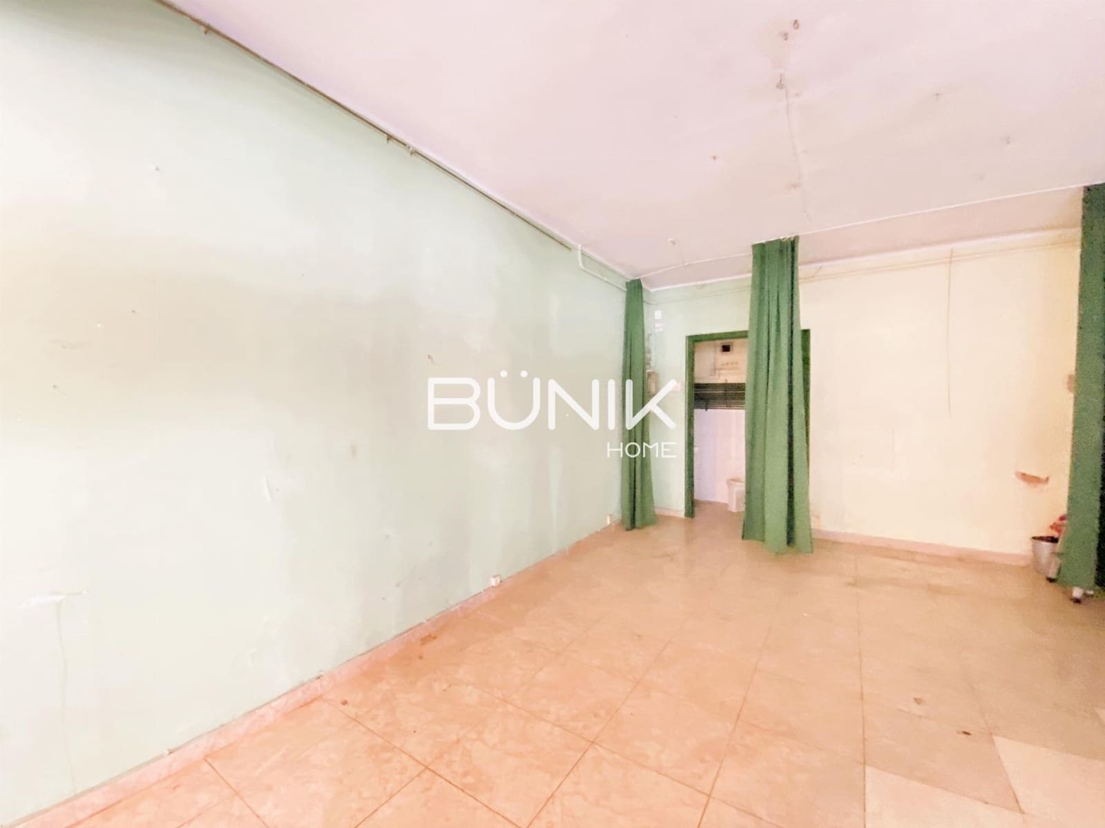 1 makuuhuone Kaupallinen vuokrattavana paikassa Barcelona kaupunki - 700 € (Ref: 9875399)