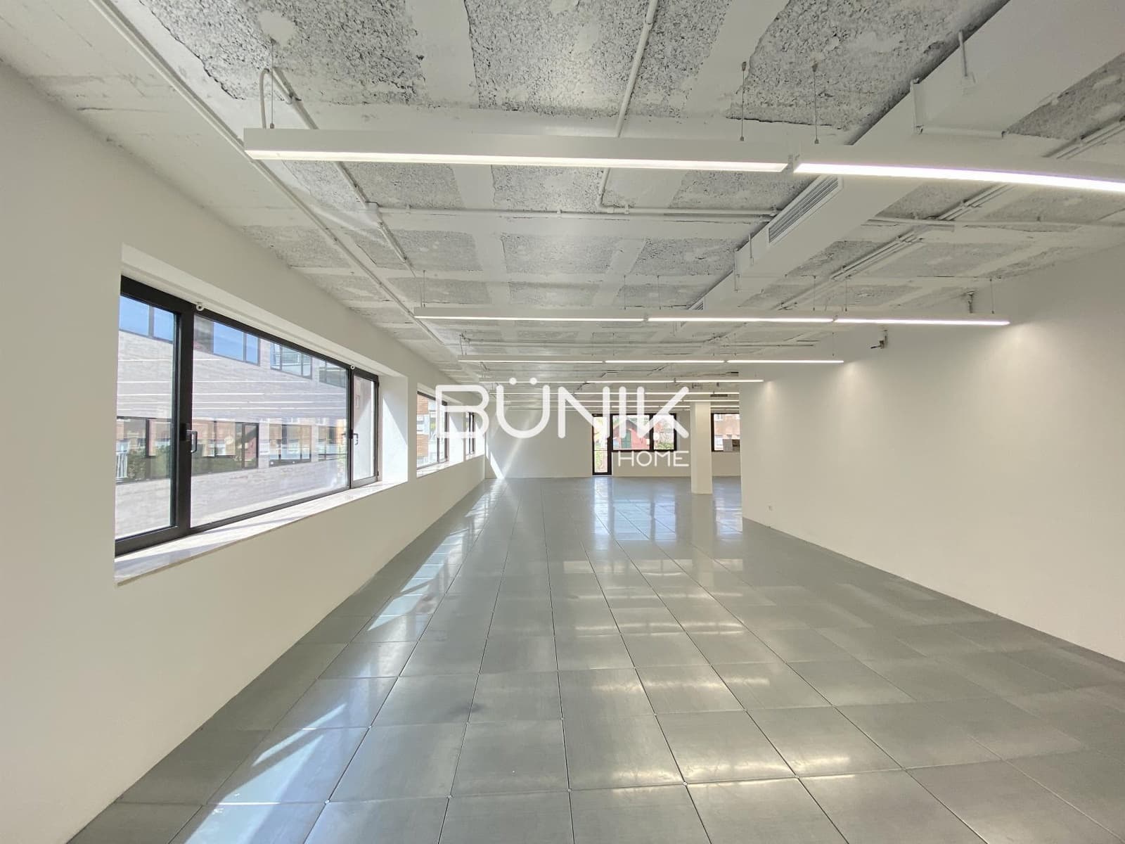 1 makuuhuone Toimisto vuokrattavana paikassa Barcelona kaupunki mukana 
autotalli - 14 260 € (Ref: 9875400)