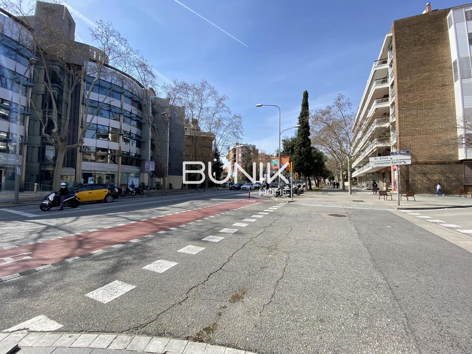 1 makuuhuone Toimisto vuokrattavana paikassa Barcelona kaupunki mukana 
autotalli - 14 260 € (Ref: 9875400)