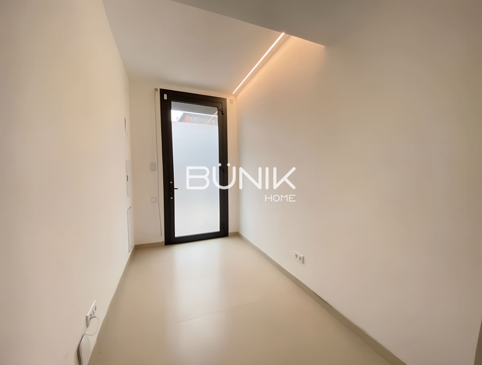2 makuuhuone Kaupallinen vuokrattavana paikassa Barcelona kaupunki mukana 
autotalli - 3 100 € (Ref: 9875401)