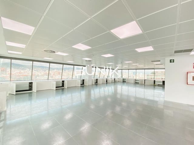 1 makuuhuone Toimisto vuokrattavana paikassa La Bordeta, Barcelona kaupunki mukana 
autotalli - 9 372 € (Ref: 9875406)