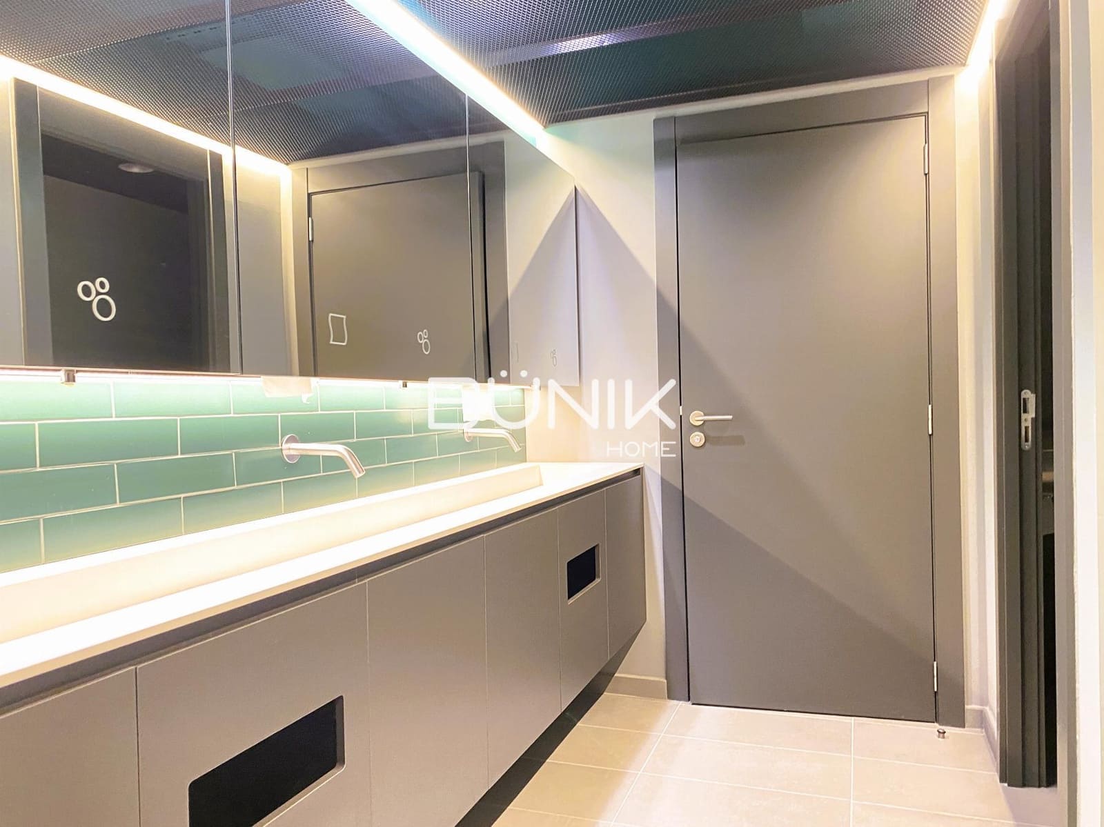 1 makuuhuone Toimisto vuokrattavana paikassa Barcelona kaupunki mukana 
autotalli - 9 372 € (Ref: 9875406)