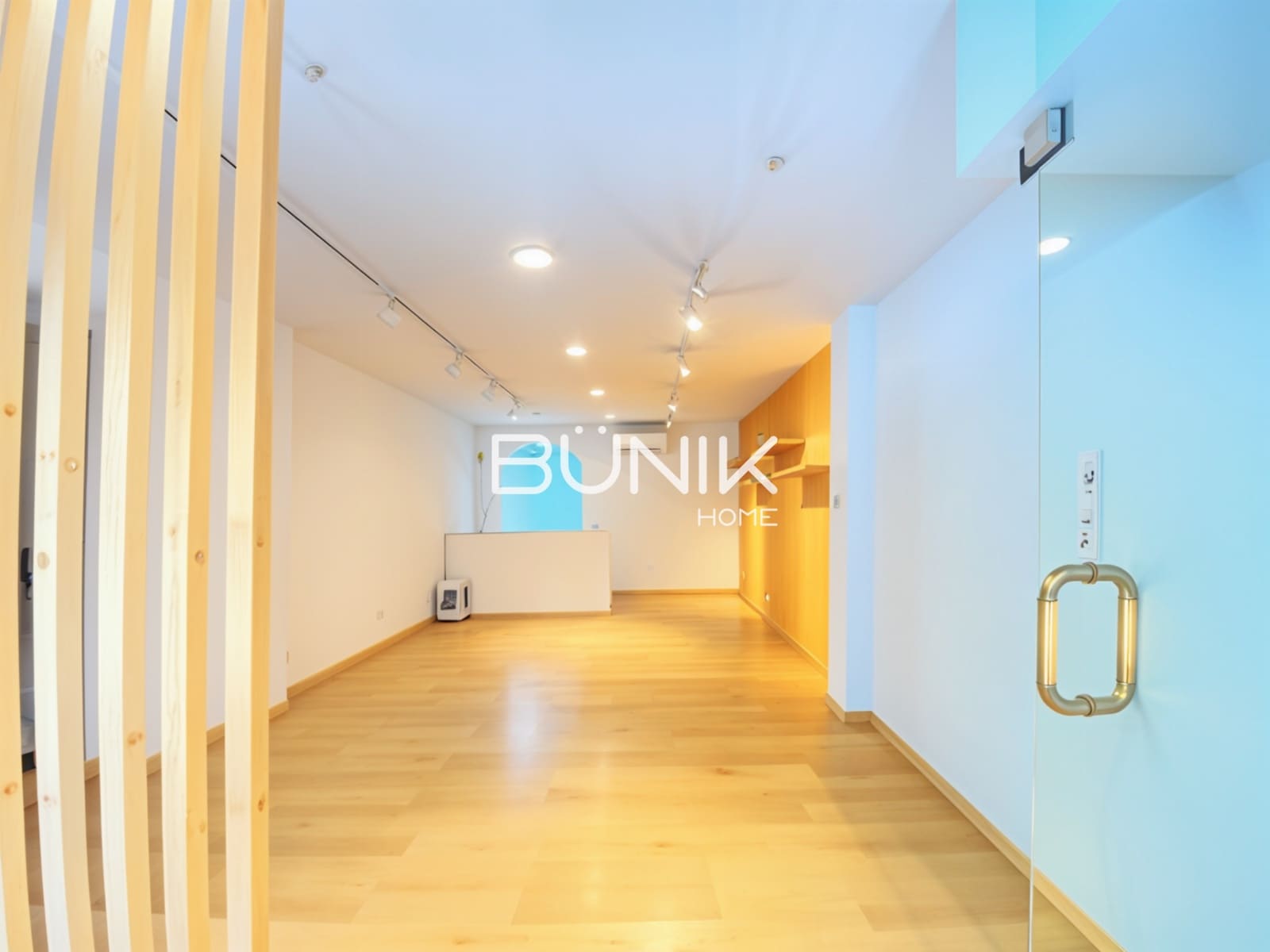2 makuuhuone Kaupallinen vuokrattavana paikassa Barcelona kaupunki - 1 200 € (Ref: 9875407)
