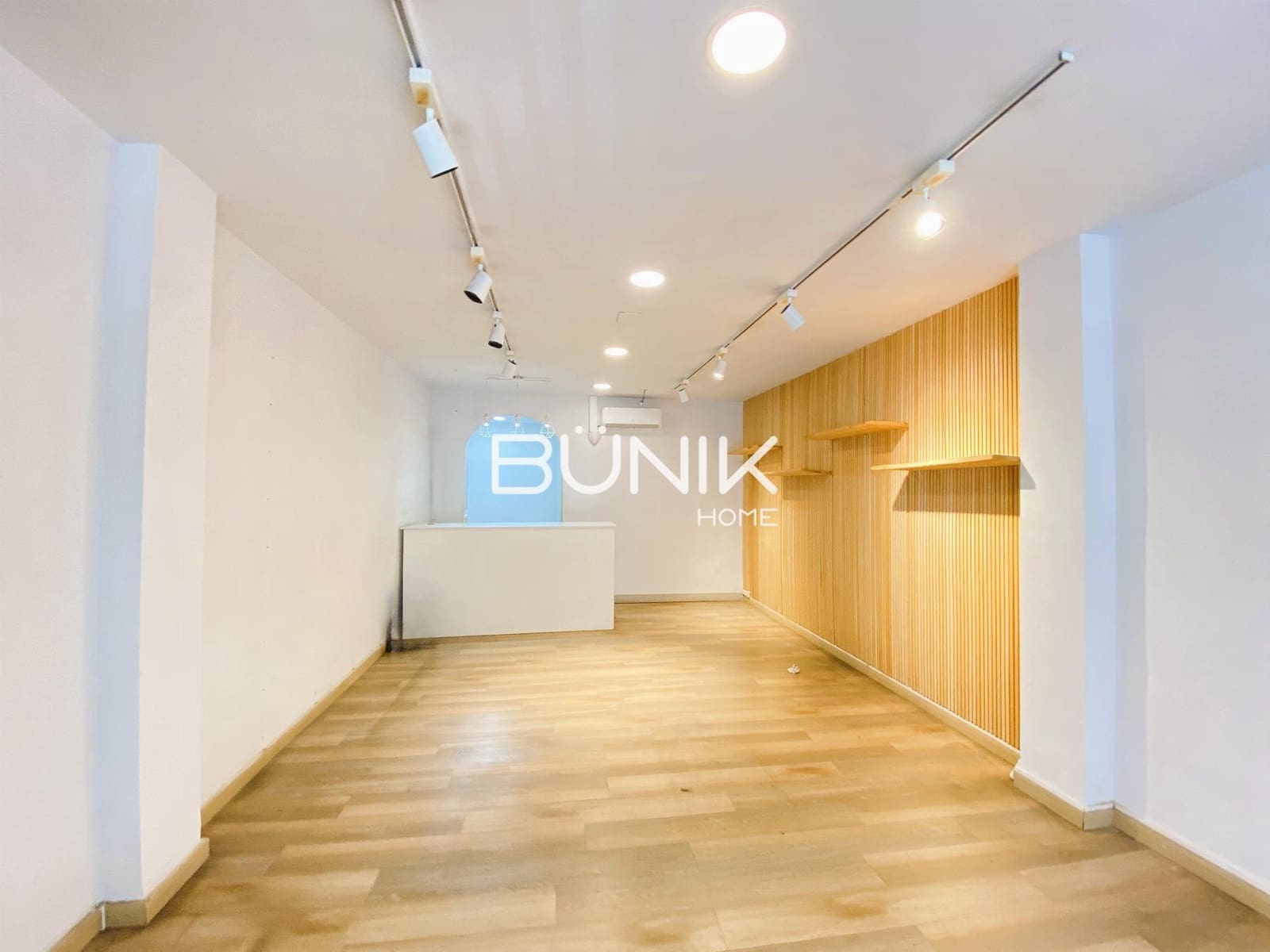 2 makuuhuone Kaupallinen vuokrattavana paikassa Barcelona kaupunki - 1 200 € (Ref: 9875407)