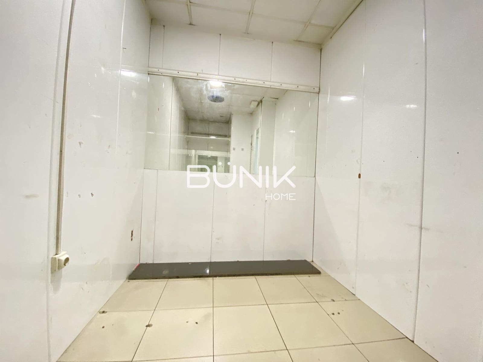 2 makuuhuone Kaupallinen vuokrattavana paikassa Barcelona kaupunki - 1 200 € (Ref: 9875407)