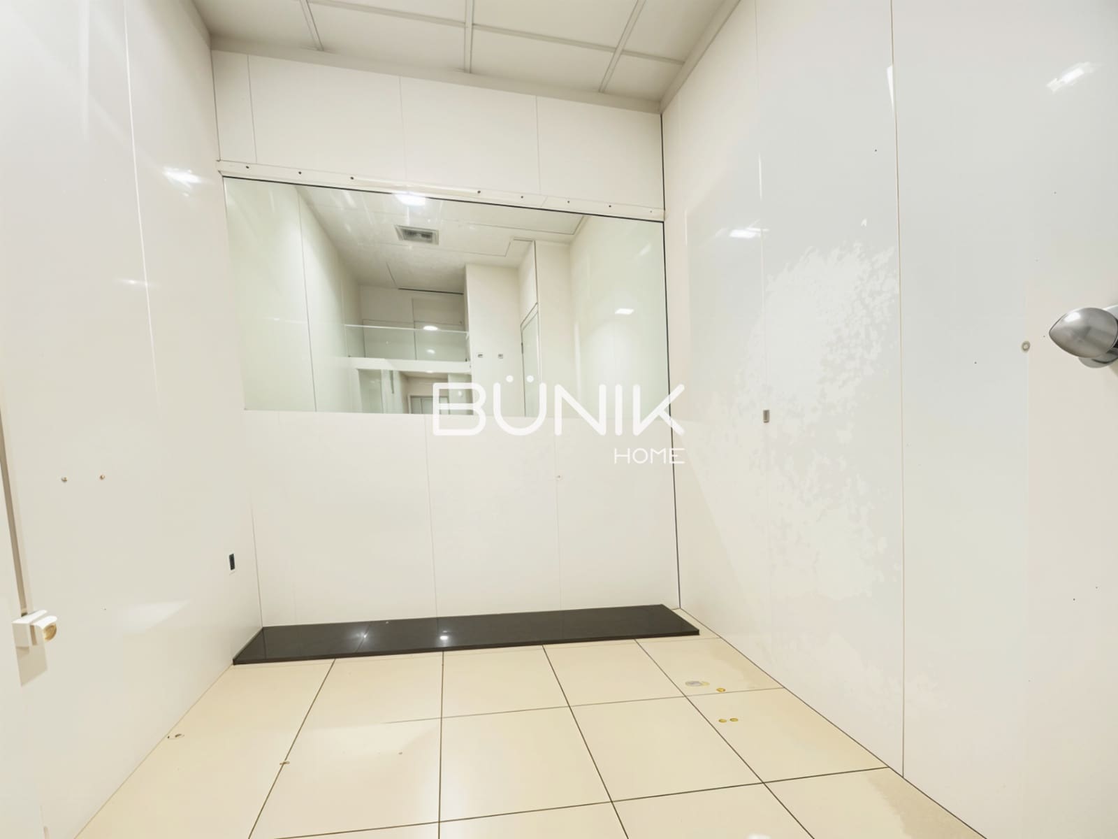 2 makuuhuone Kaupallinen vuokrattavana paikassa Barcelona kaupunki - 1 200 € (Ref: 9875407)