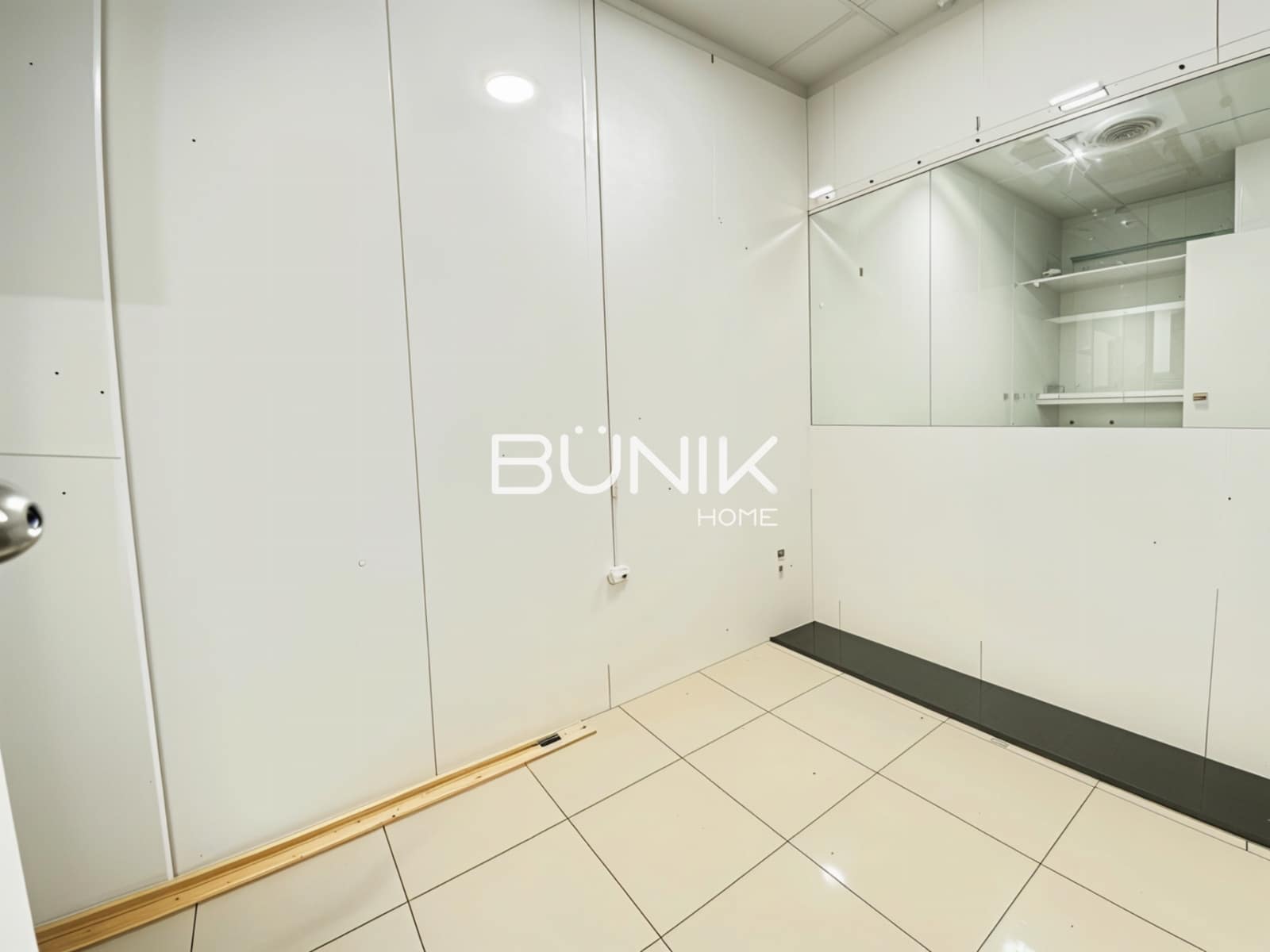 2 makuuhuone Kaupallinen vuokrattavana paikassa Barcelona kaupunki - 1 200 € (Ref: 9875407)
