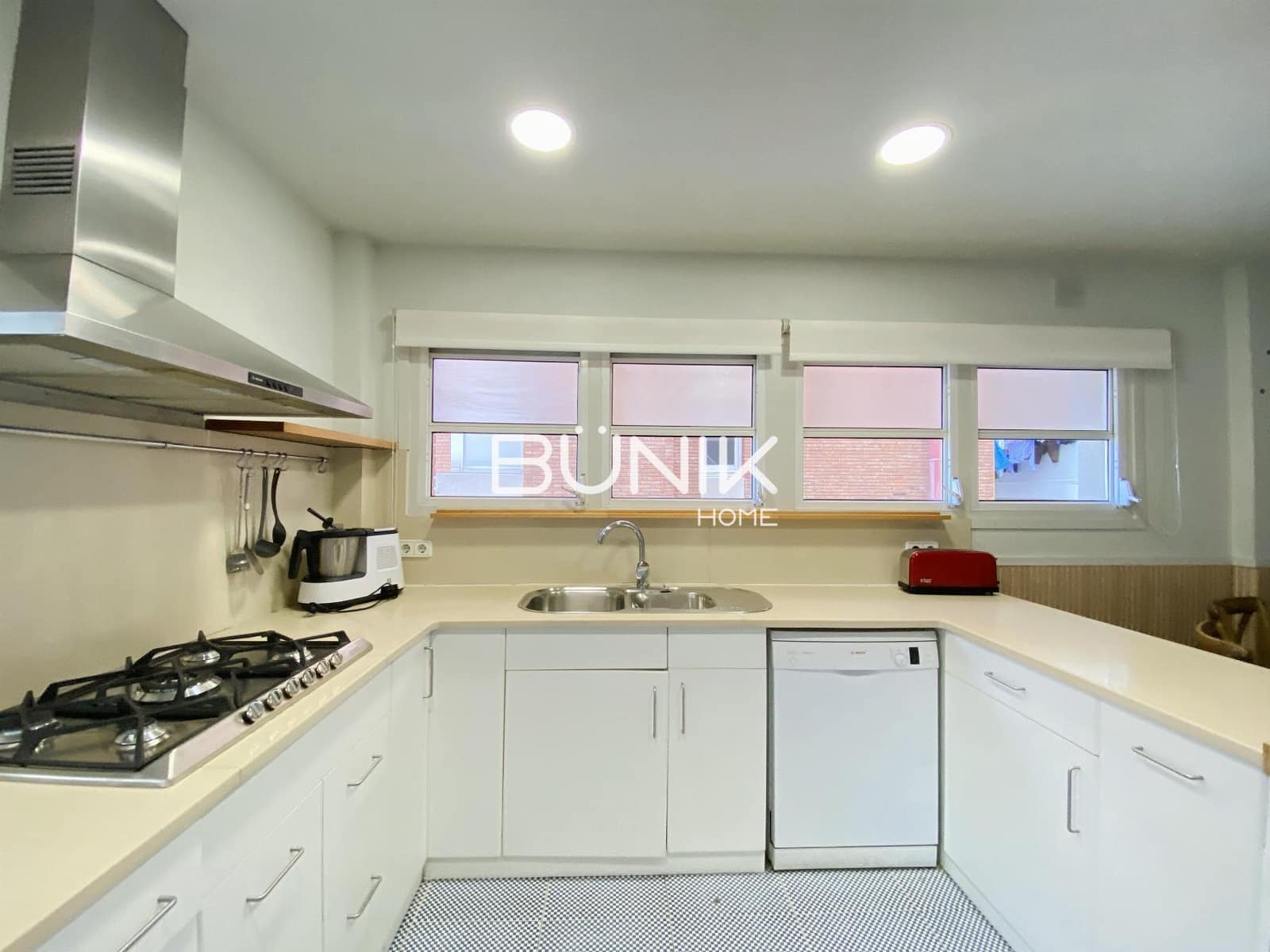 5 makuuhuone Huoneisto vuokrattavana paikassa Barcelona kaupunki mukana 
autotalli - 4 600 € (Ref: 9875408)