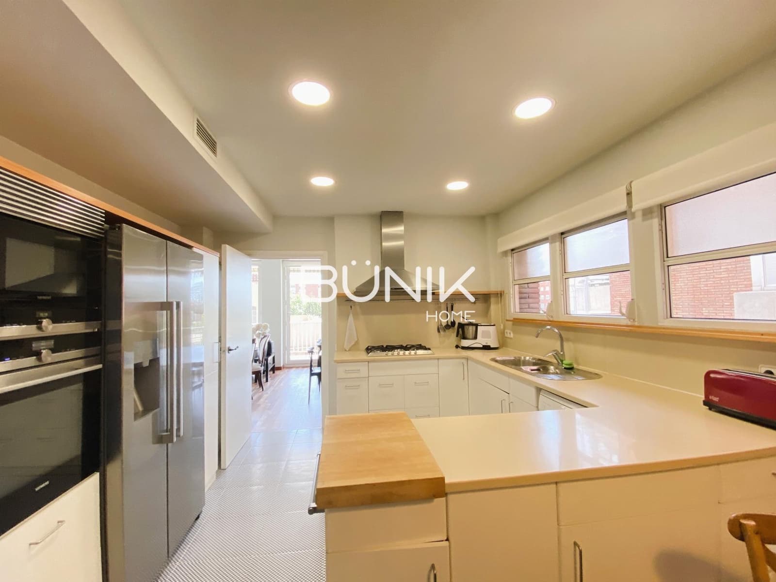 5 makuuhuone Huoneisto vuokrattavana paikassa Barcelona kaupunki mukana 
autotalli - 4 600 € (Ref: 9875408)