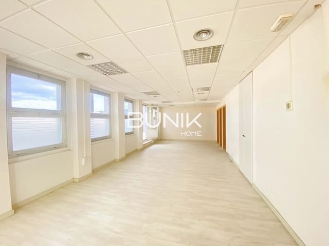 Kantoor te huur in La Nova Esquerra de L'Eixample, Barcelona stad met garage - € 2.230 (Ref: 9875409)