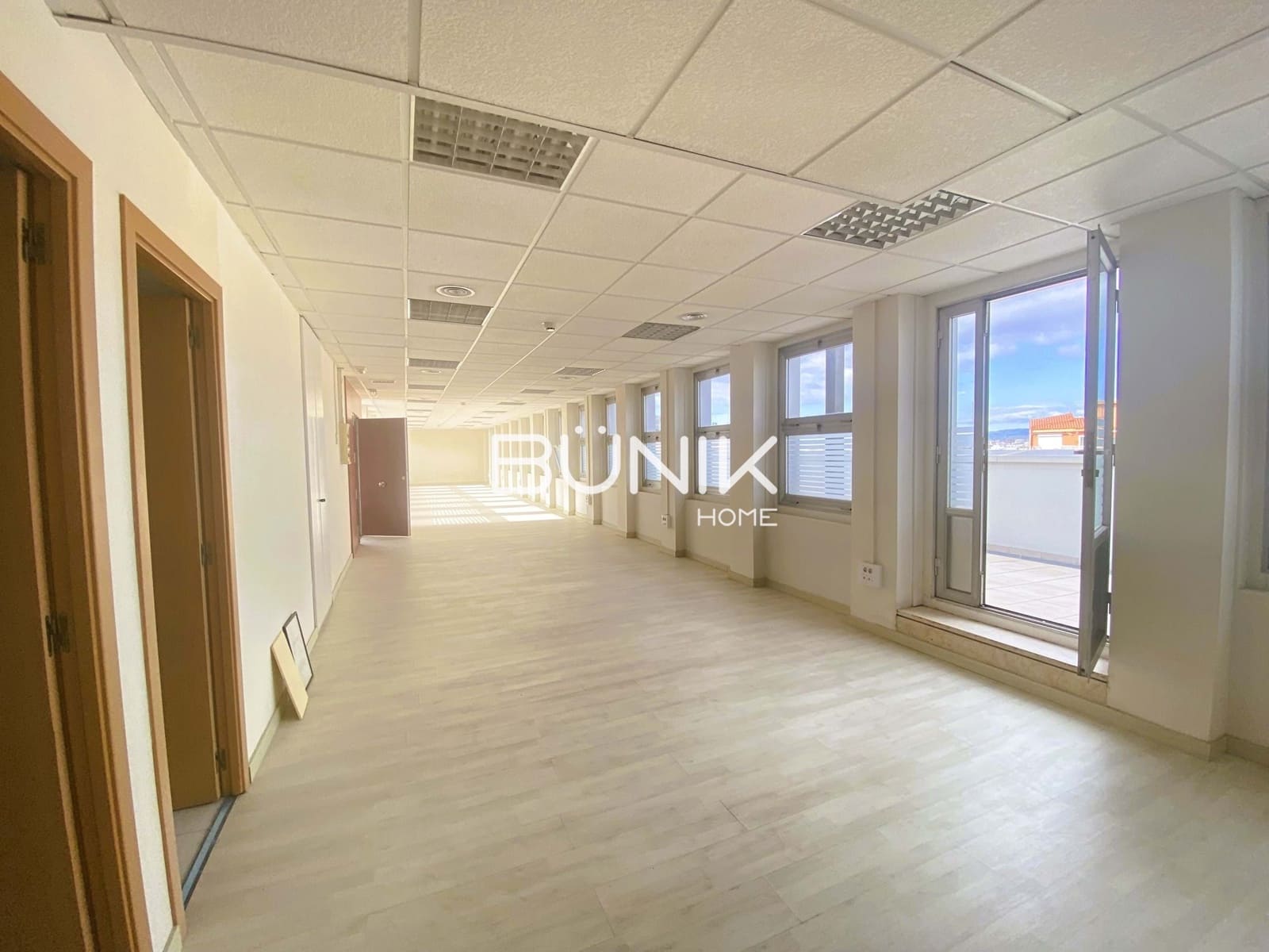 Kantoor te huur in Barcelona stad met garage - € 2.230 (Ref: 9875409)