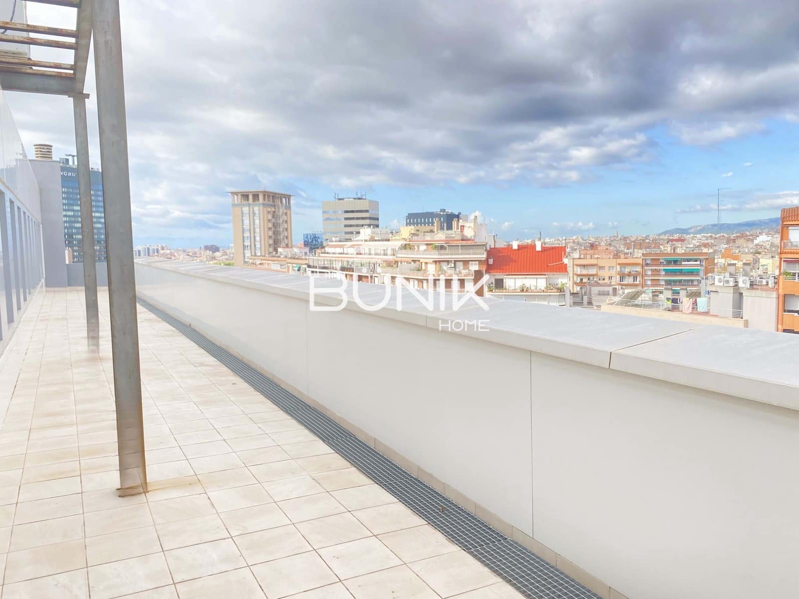 Kantoor te huur in Barcelona stad met garage - € 2.230 (Ref: 9875409)