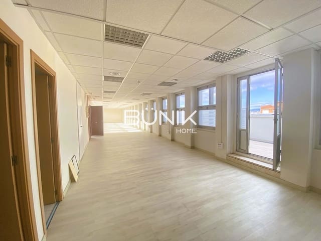 Kantoor te huur in La Nova Esquerra de L'Eixample, Barcelona stad met garage - € 2.230 (Ref: 9875409)