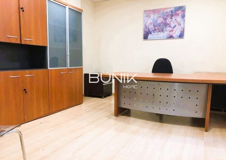 Comercial para venda em Barcelona cidade - 239 000 € (Ref: 9875410)