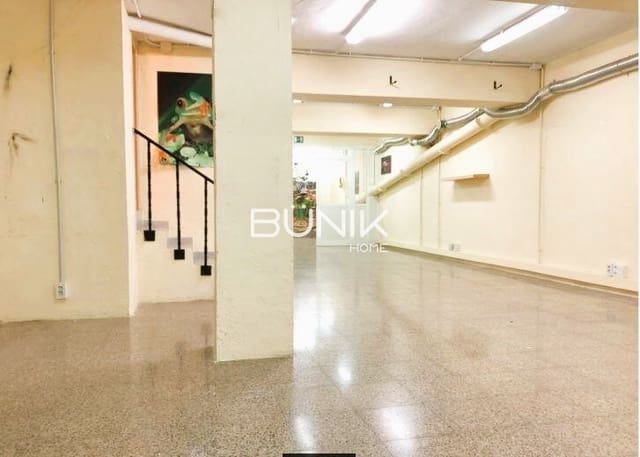 Comercial para venda em El Guinardó, Barcelona cidade - 239 000 € (Ref: 9875410)