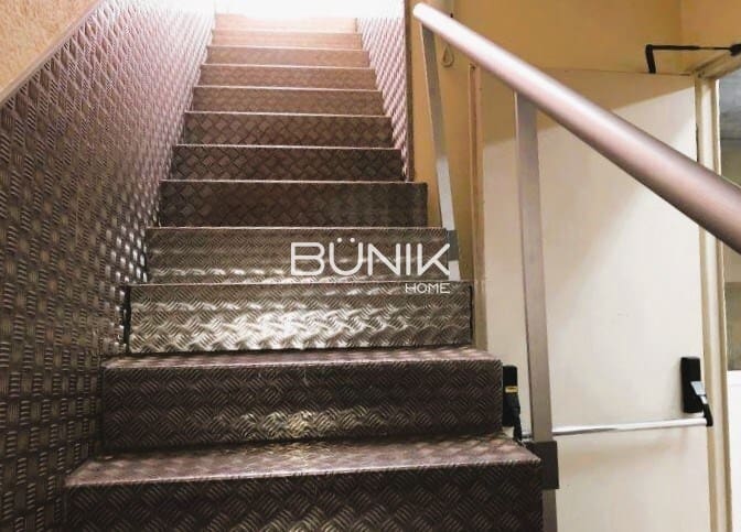 Comercial para venda em Barcelona cidade - 239 000 € (Ref: 9875410)