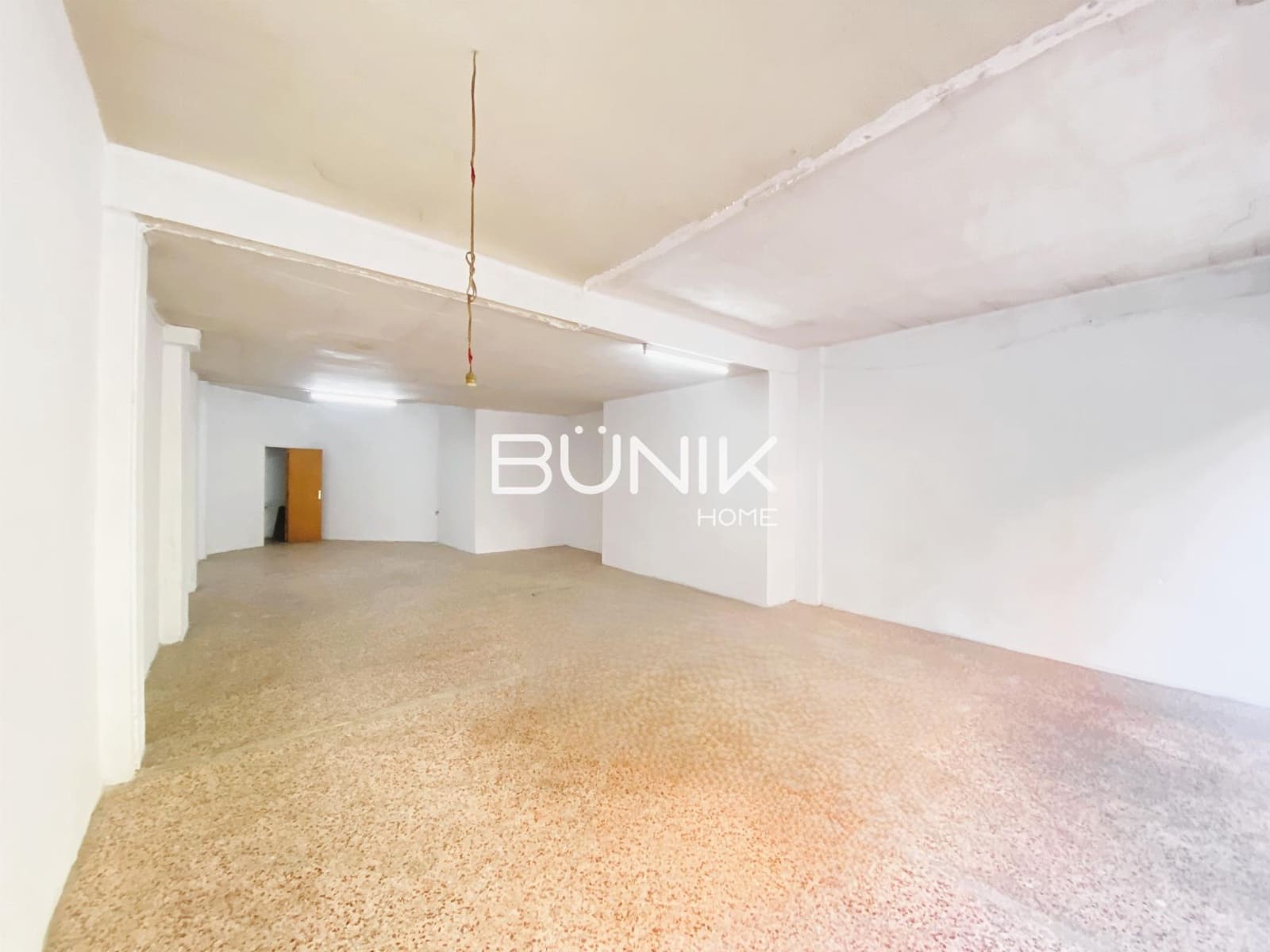 1 quarto Comercial para venda em Barcelona cidade - 198 000 € (Ref: 9875411)