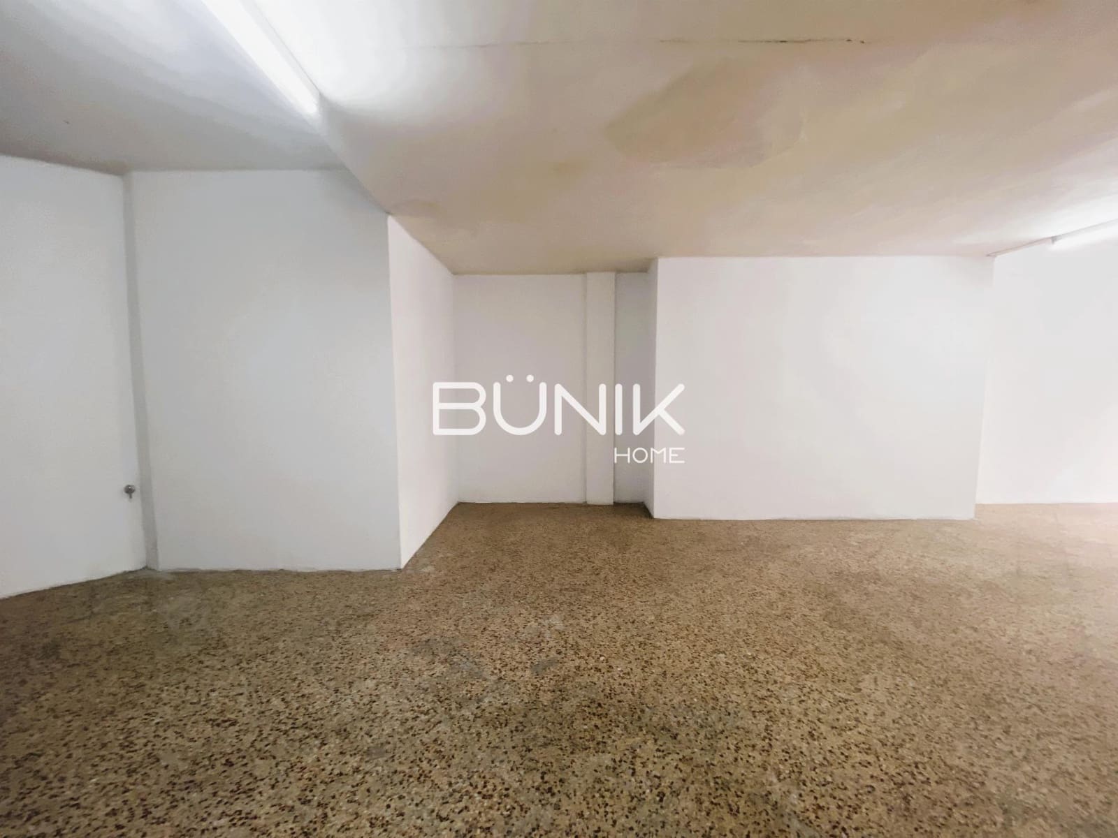 1 quarto Comercial para venda em Barcelona cidade - 198 000 € (Ref: 9875411)