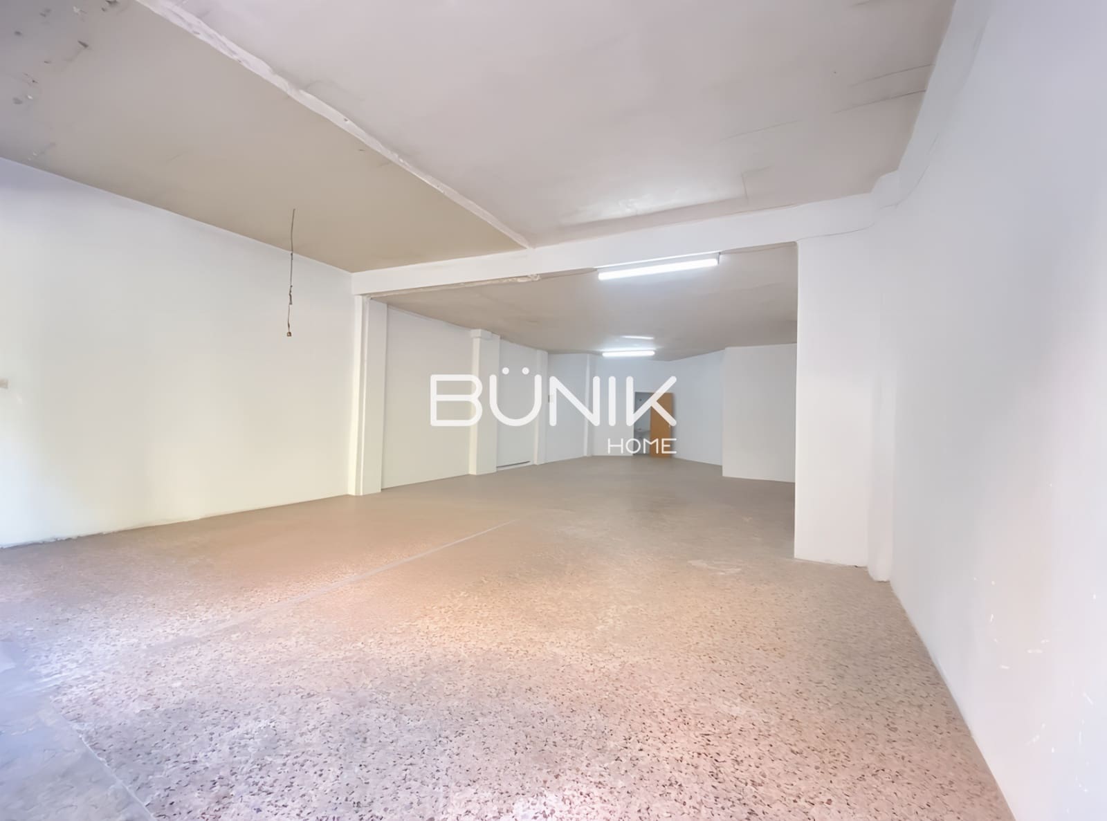 1 quarto Comercial para venda em Barcelona cidade - 198 000 € (Ref: 9875411)