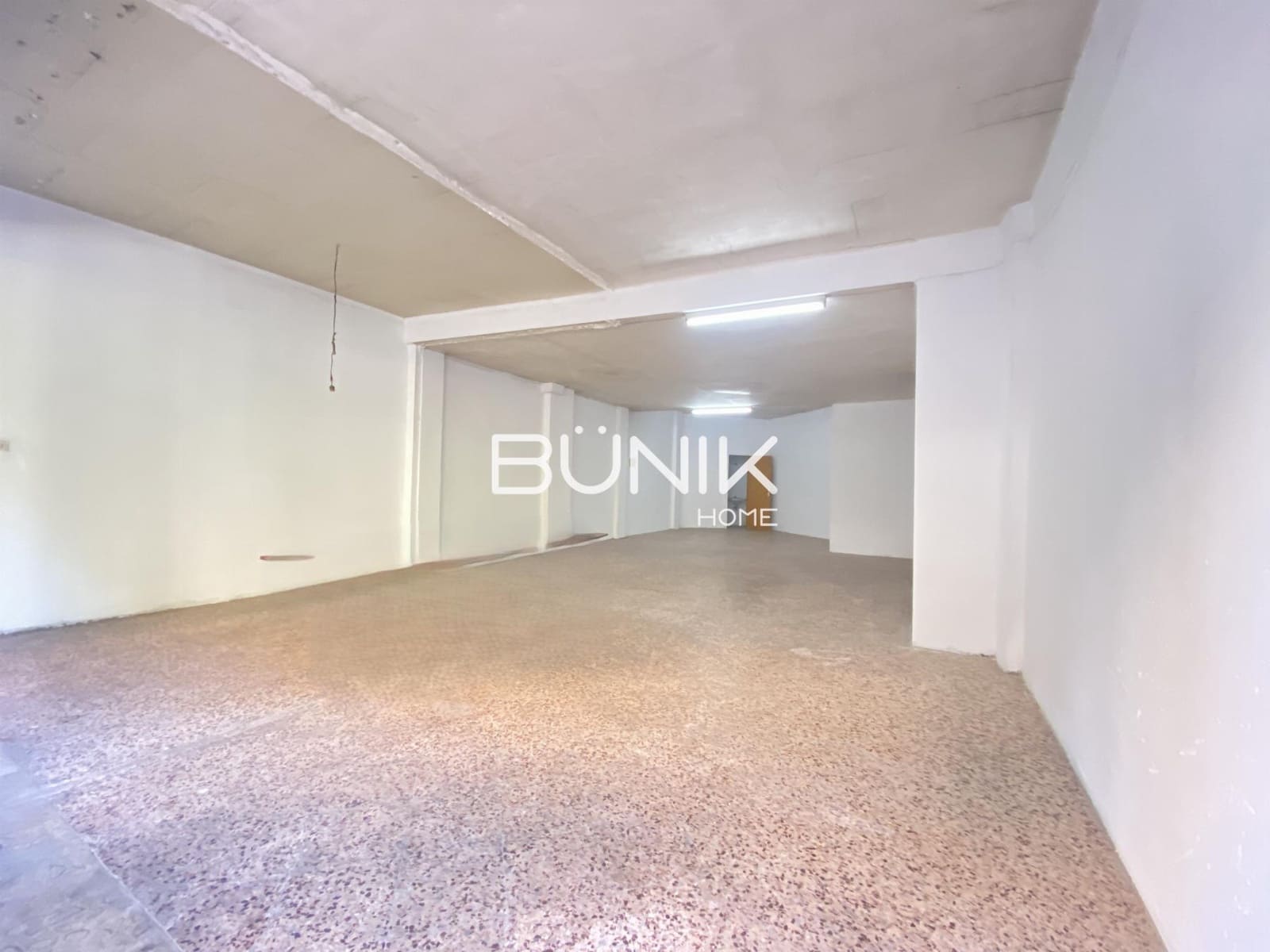 1 quarto Comercial para venda em Barcelona cidade - 198 000 € (Ref: 9875411)
