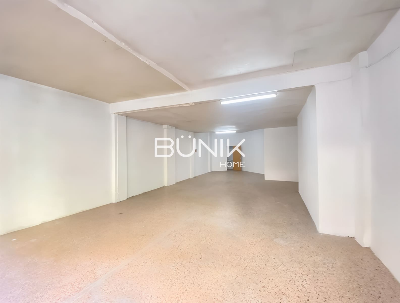 1 quarto Comercial para venda em Barcelona cidade - 198 000 € (Ref: 9875411)