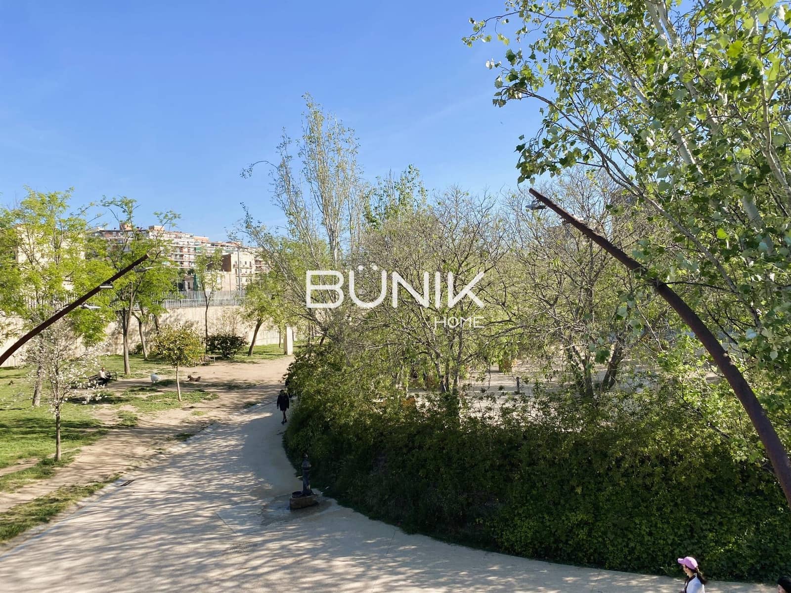 1 quarto Comercial para venda em Barcelona cidade - 198 000 € (Ref: 9875411)