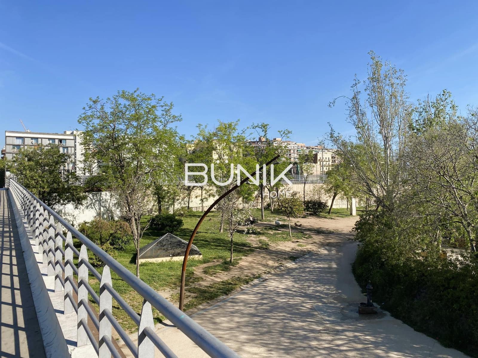 1 quarto Comercial para venda em Barcelona cidade - 198 000 € (Ref: 9875411)