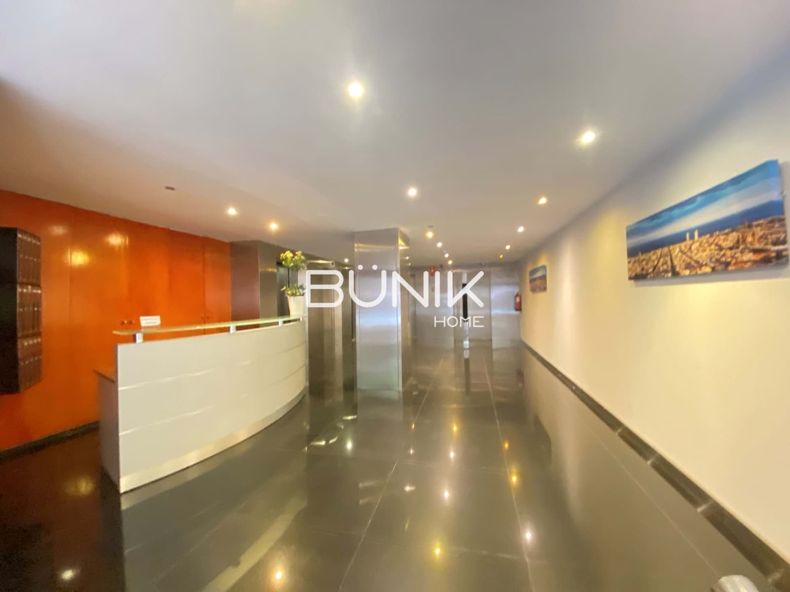 Biuro do wynajęcia w Miasto Barcelona z garażem - 2 272 € (Ref: 9875412)