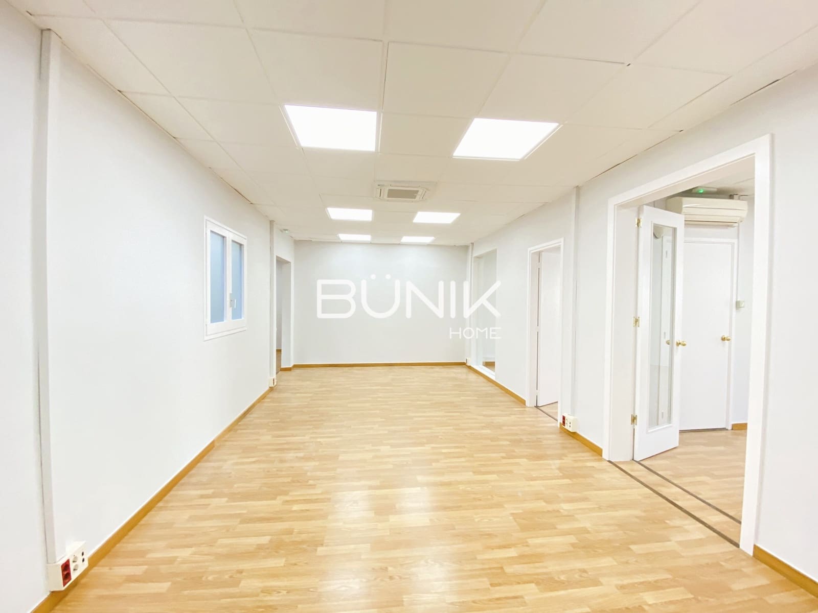 3 makuuhuone Toimisto vuokrattavana paikassa Barcelona kaupunki mukana 
autotalli - 1 750 € (Ref: 9875414)