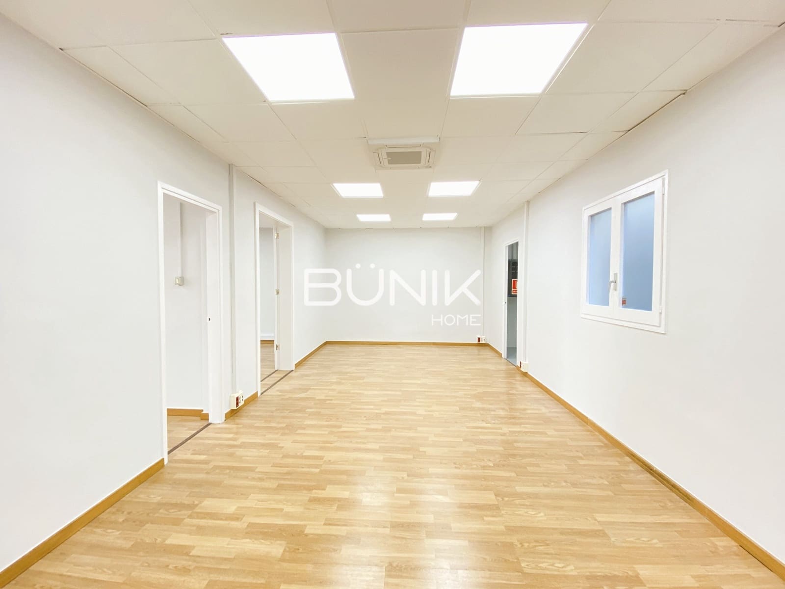 3 makuuhuone Toimisto vuokrattavana paikassa Barcelona kaupunki mukana 
autotalli - 1 750 € (Ref: 9875414)