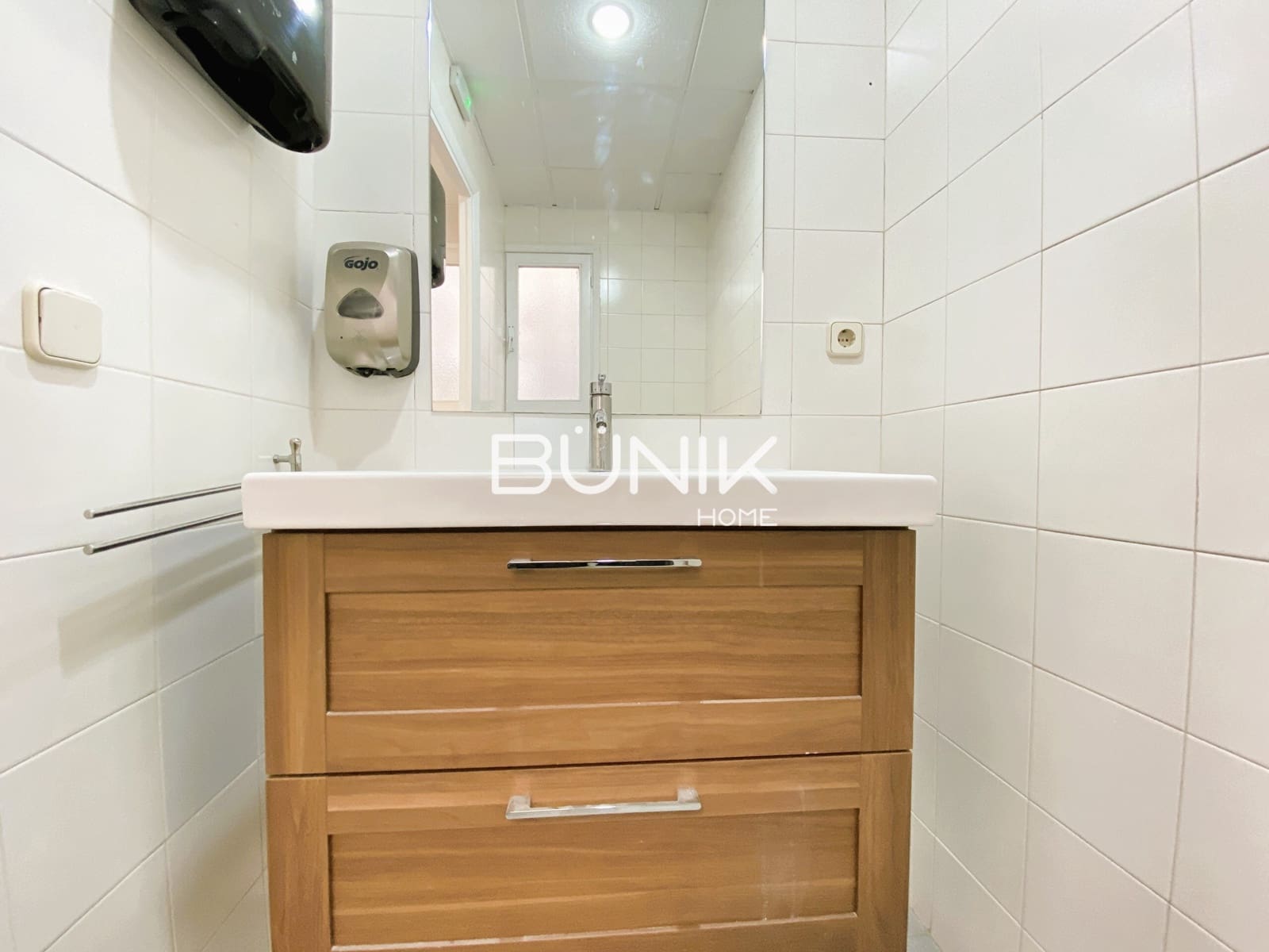 3 makuuhuone Toimisto vuokrattavana paikassa Barcelona kaupunki mukana 
autotalli - 1 750 € (Ref: 9875414)