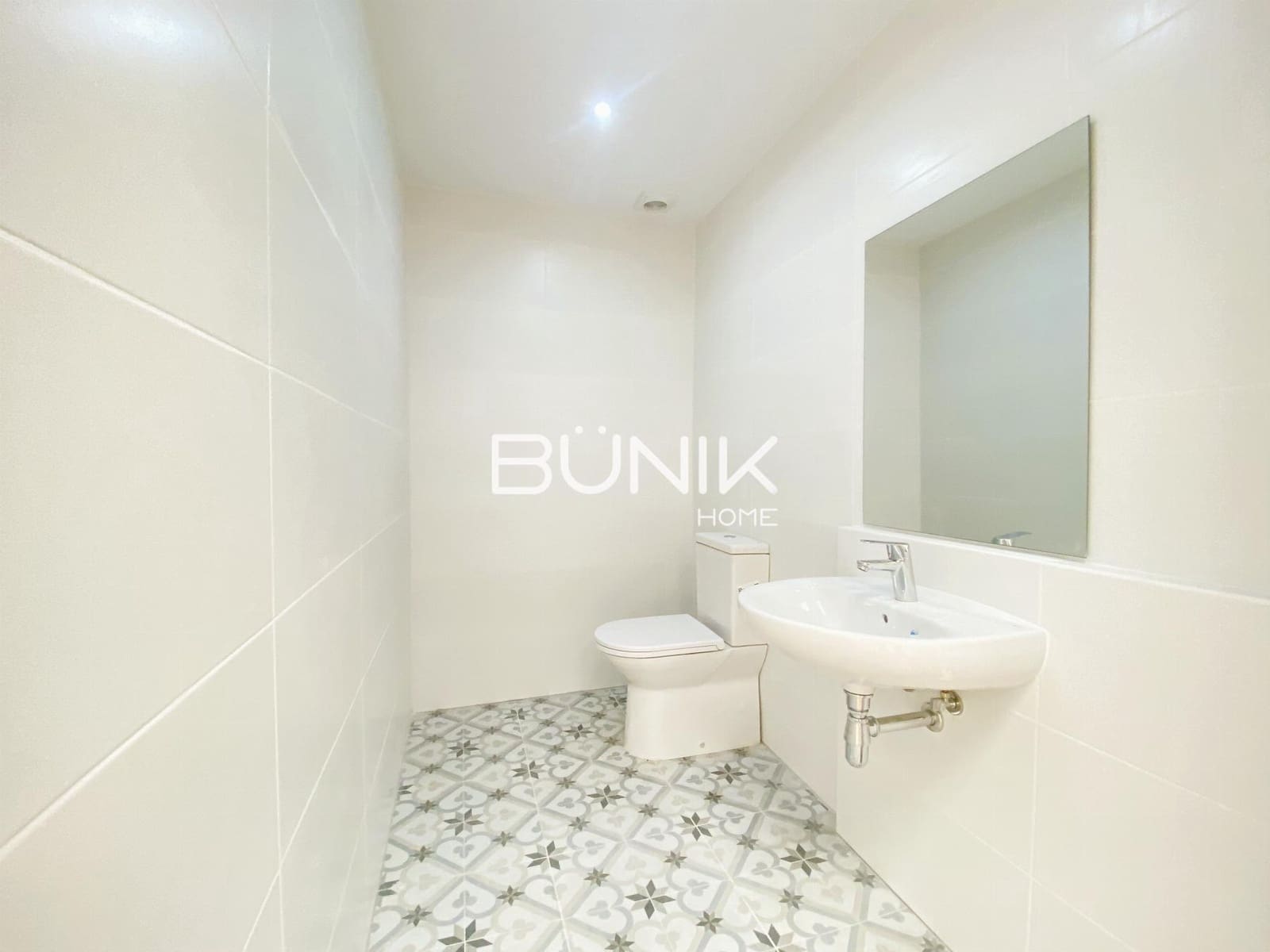 Kaupallinen vuokrattavana paikassa Barcelona kaupunki - 2 500 € (Ref: 9875415)