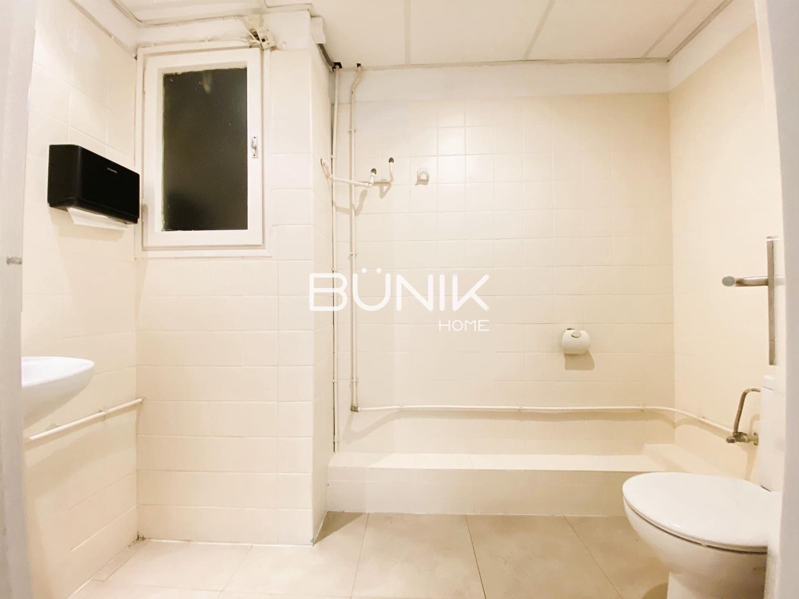 2 makuuhuone Toimisto vuokrattavana paikassa Barcelona kaupunki - 975 € (Ref: 9875416)