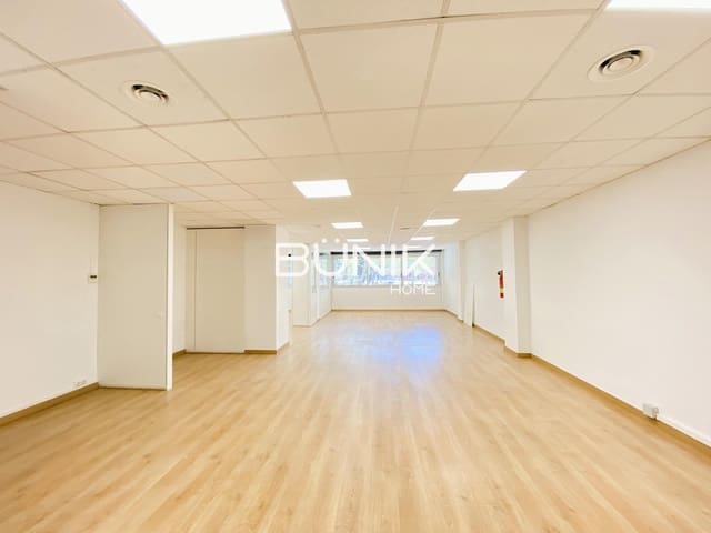 2 makuuhuone Toimisto vuokrattavana paikassa La Nova Esquerra de L'Eixample, Barcelona kaupunki - 975 € (Ref: 9875416)