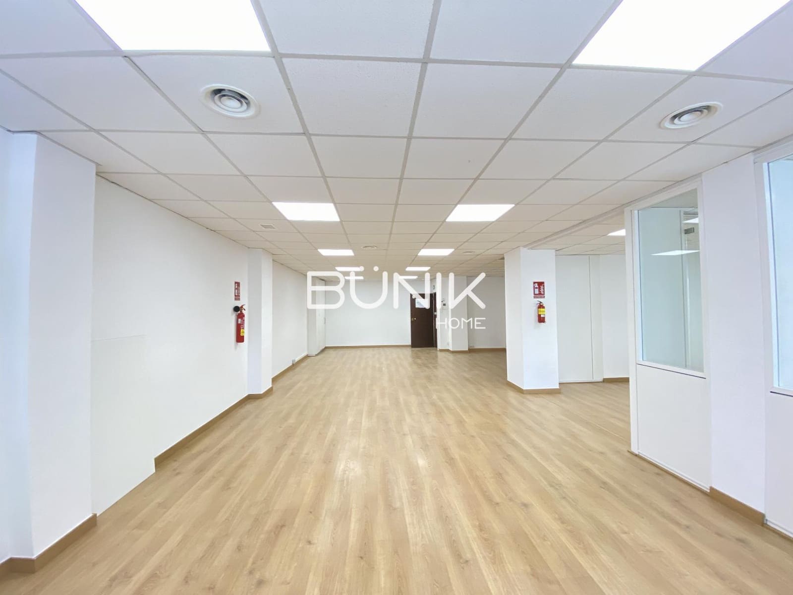 2 makuuhuone Toimisto vuokrattavana paikassa Barcelona kaupunki - 975 € (Ref: 9875416)