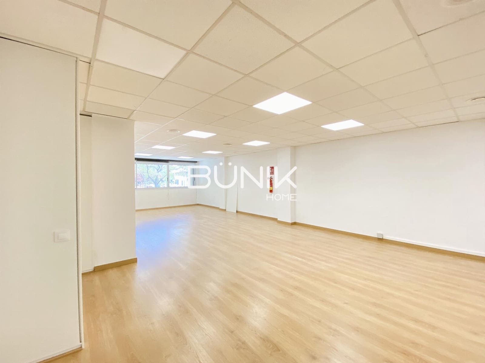 2 makuuhuone Toimisto vuokrattavana paikassa Barcelona kaupunki - 975 € (Ref: 9875416)