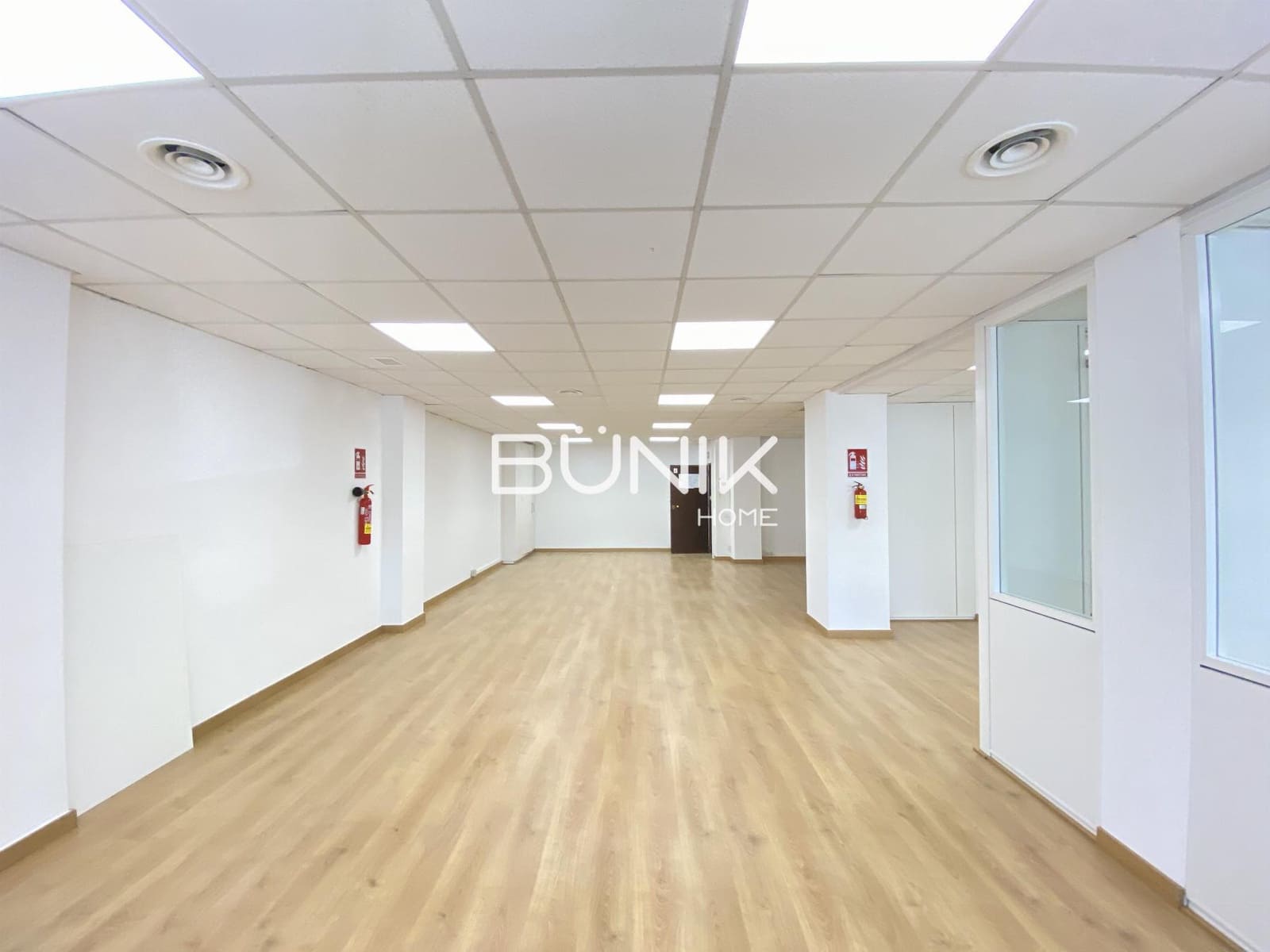 2 makuuhuone Toimisto vuokrattavana paikassa Barcelona kaupunki - 975 € (Ref: 9875416)