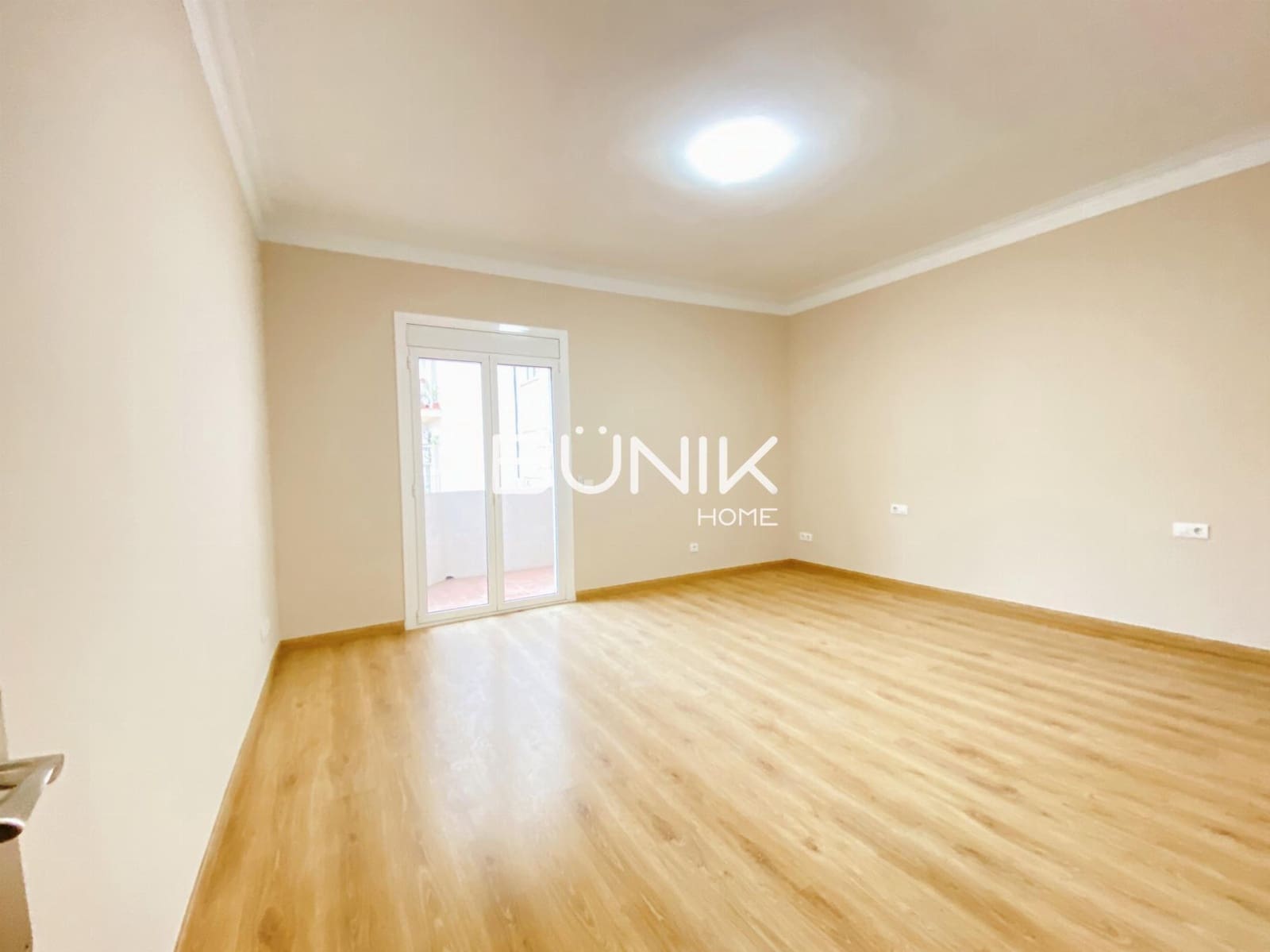 4 slaapkamer Appartement te huur in Barcelona stad - € 2.950 (Ref: 9875417)
