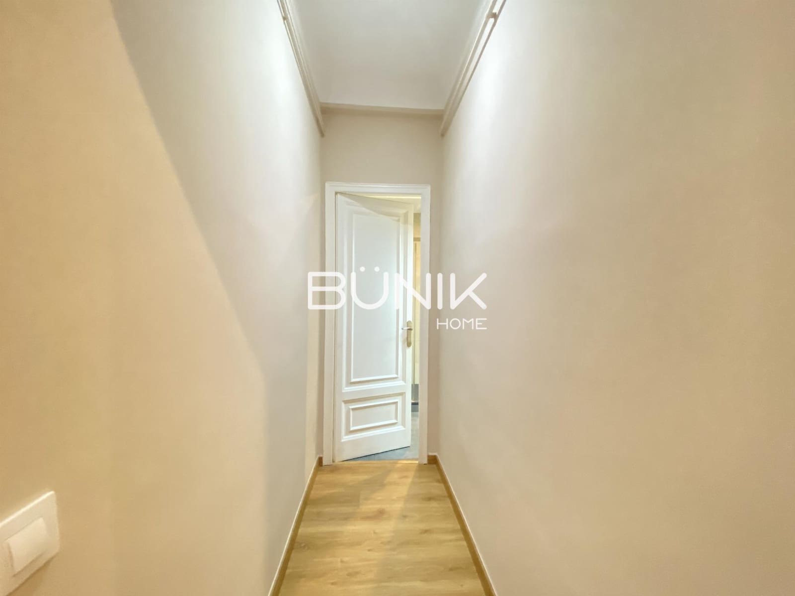 4 slaapkamer Appartement te huur in Barcelona stad - € 2.950 (Ref: 9875417)