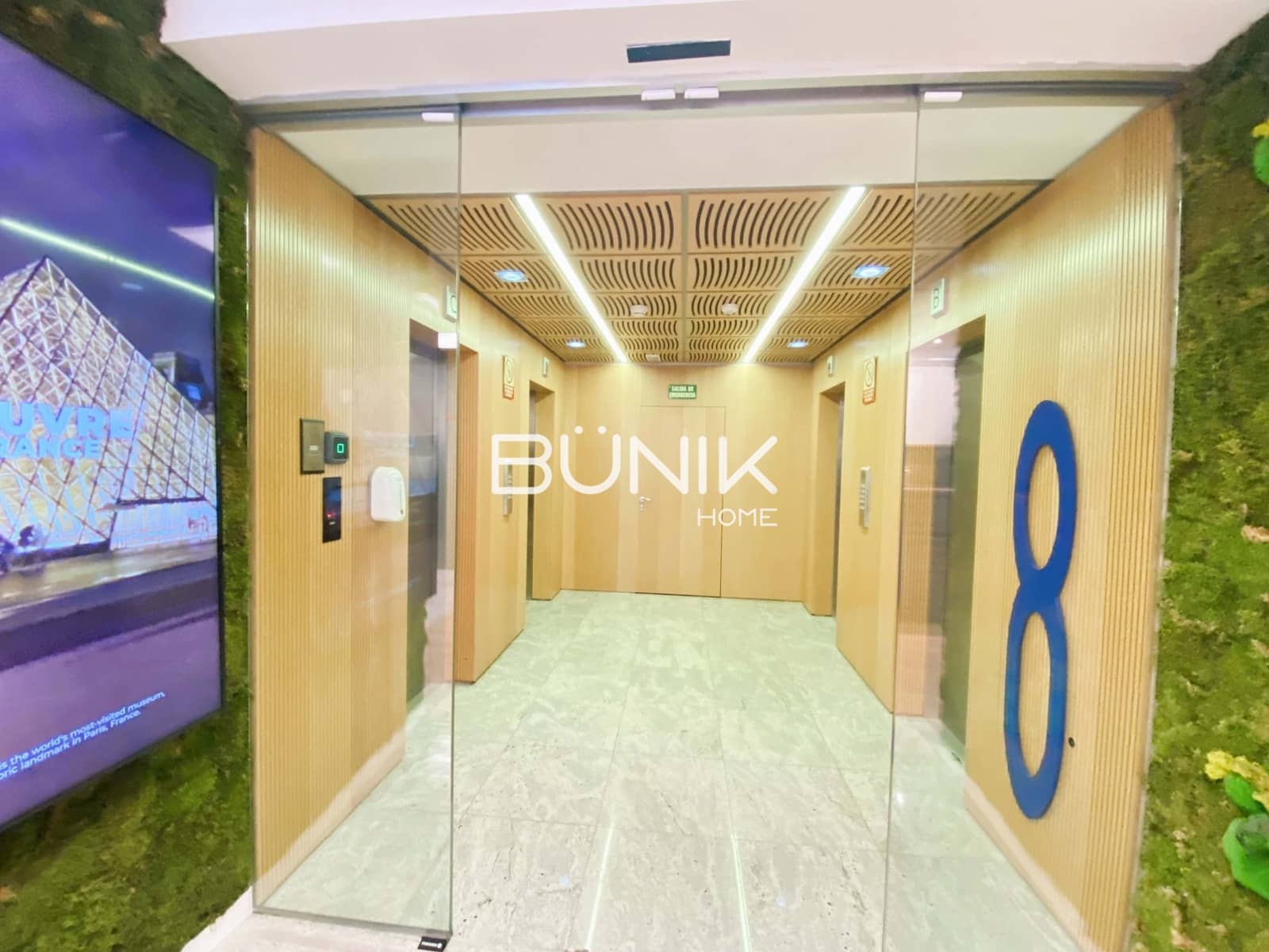 3 slaapkamer Kantoor te huur in Barcelona stad met garage - € 2.000 (Ref: 9875419)
