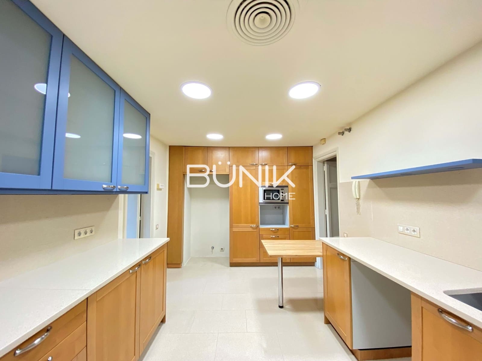 5 makuuhuone Huoneisto vuokrattavana paikassa Barcelona kaupunki - 5 700 € (Ref: 9875421)
