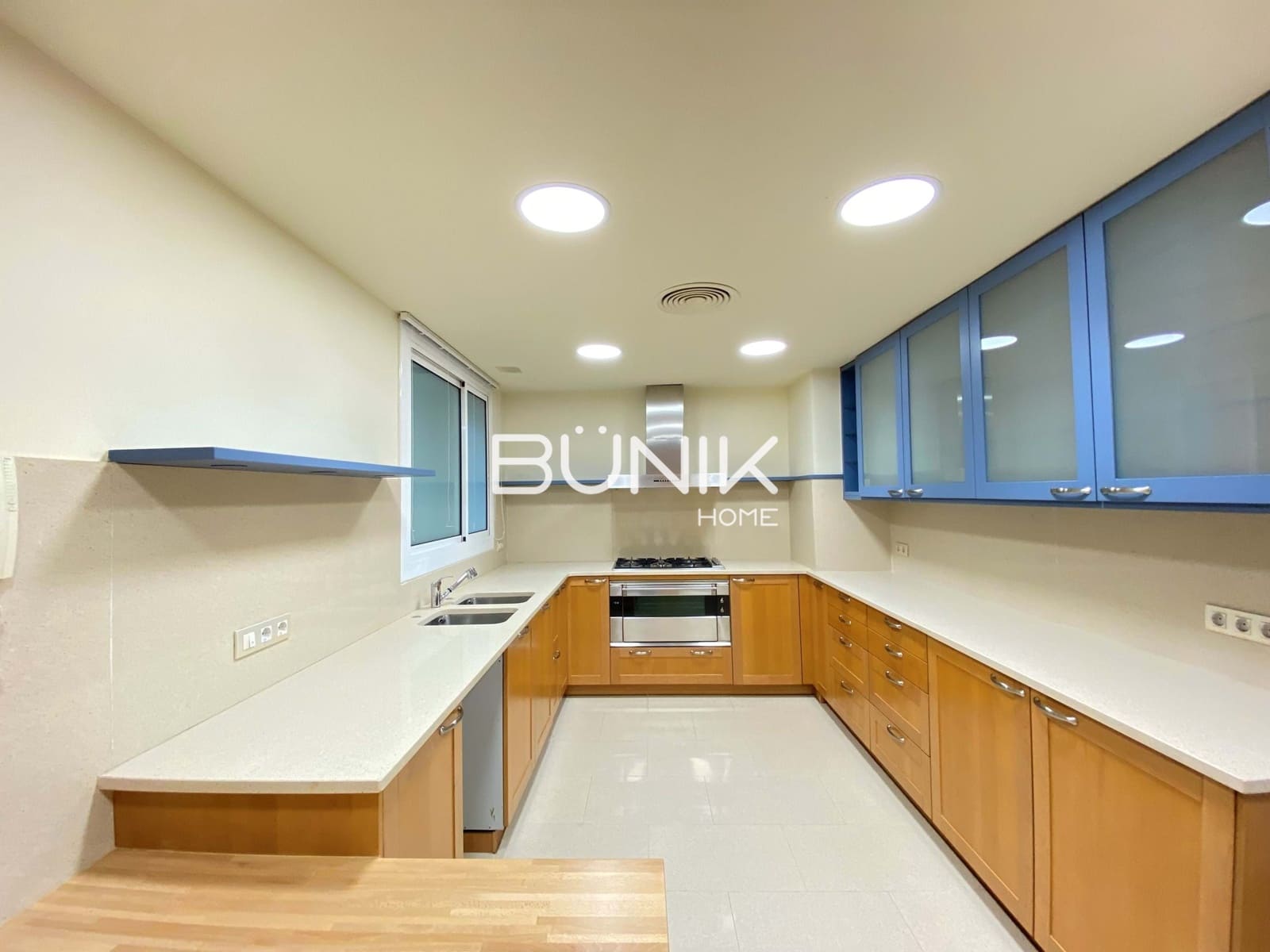 5 makuuhuone Huoneisto vuokrattavana paikassa Barcelona kaupunki - 5 700 € (Ref: 9875421)